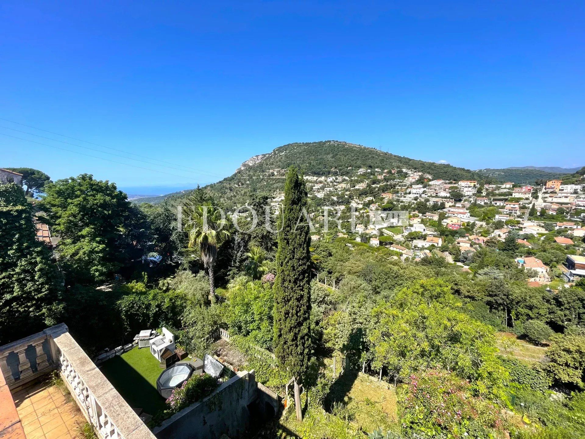 casa no La Turbie, Alpes-Maritimes 12703102