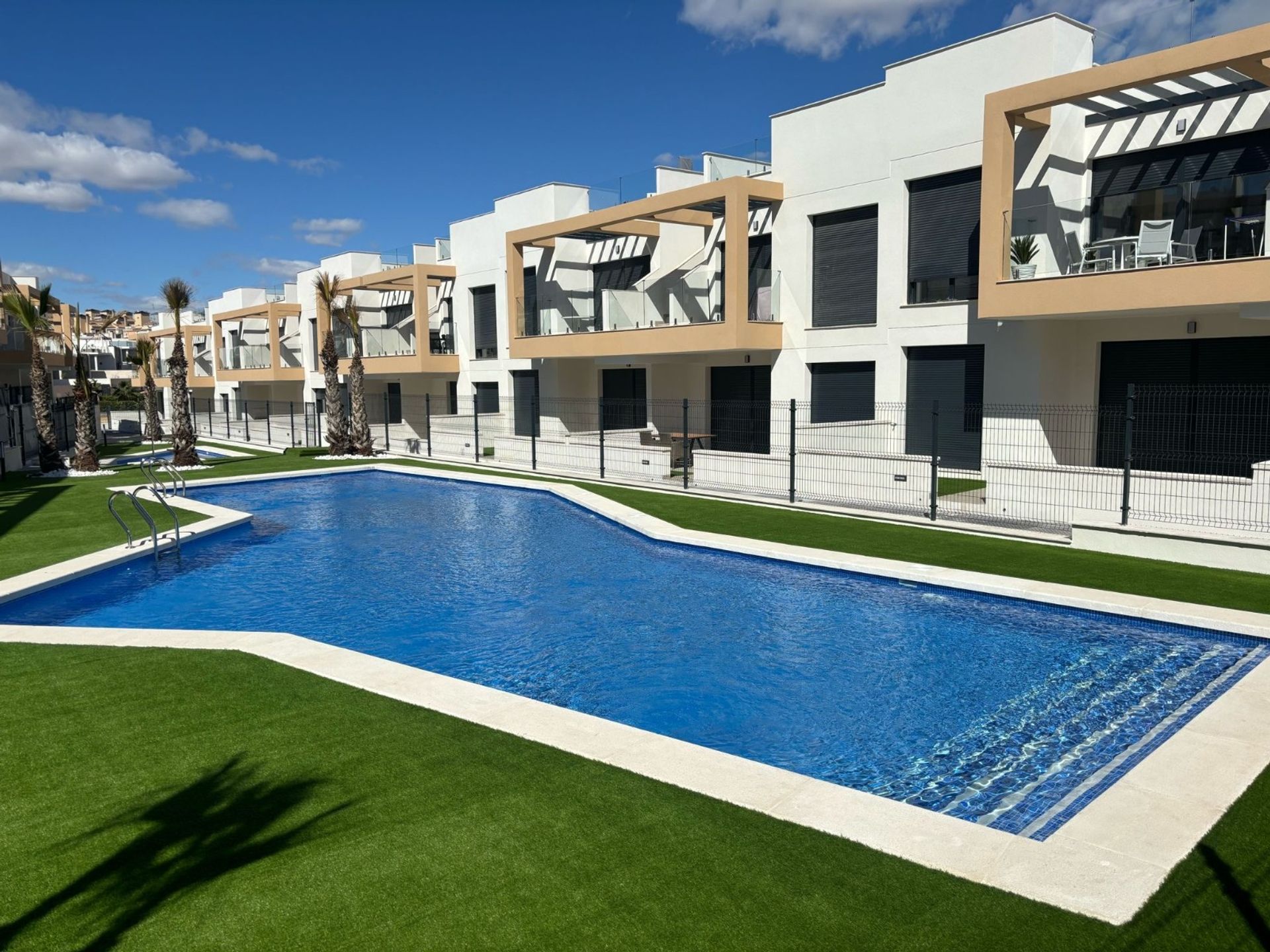 Condominium in Orihuela, Comunidad Valenciana 12705678