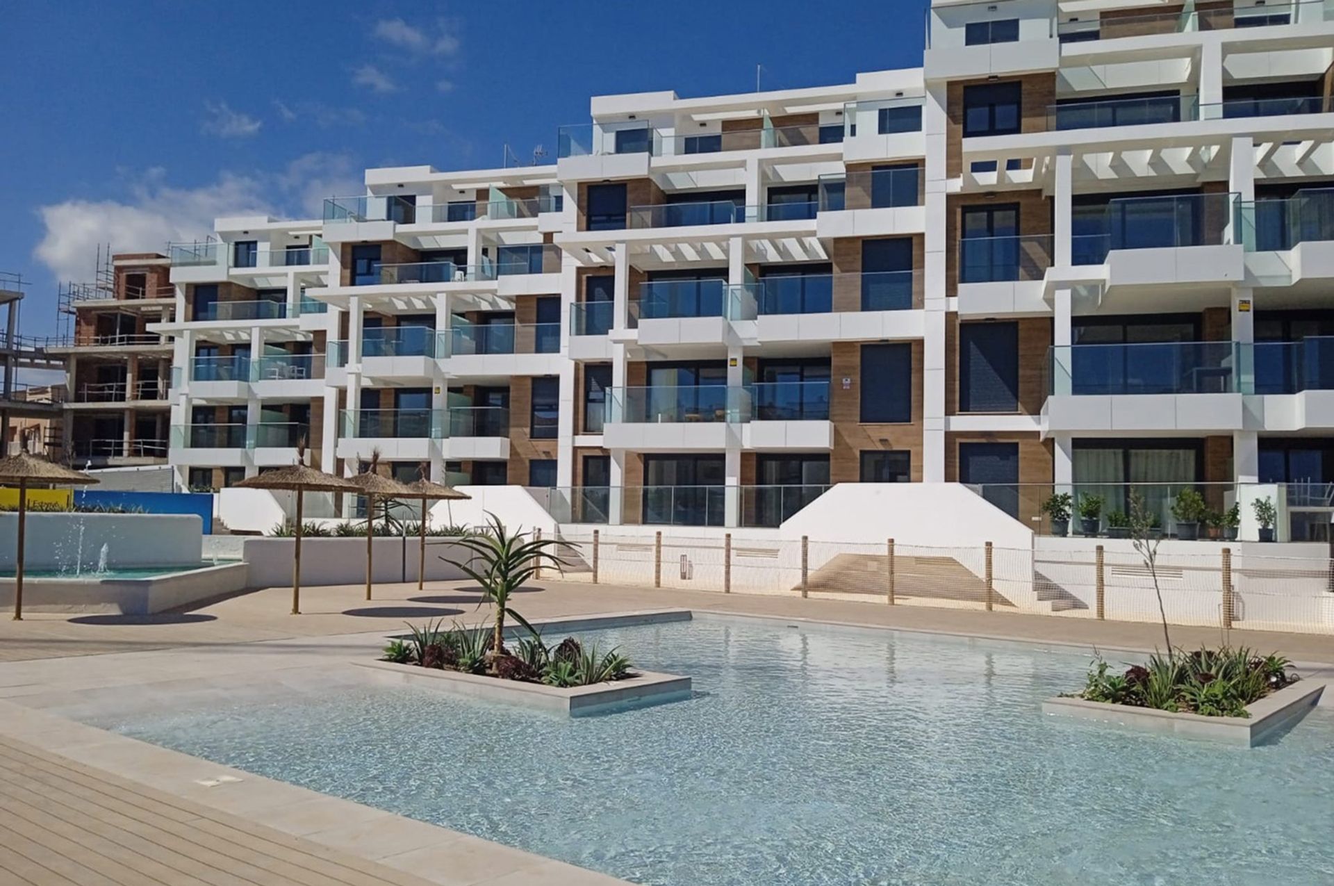 Condominium dans , Comunidad Valenciana 12705748