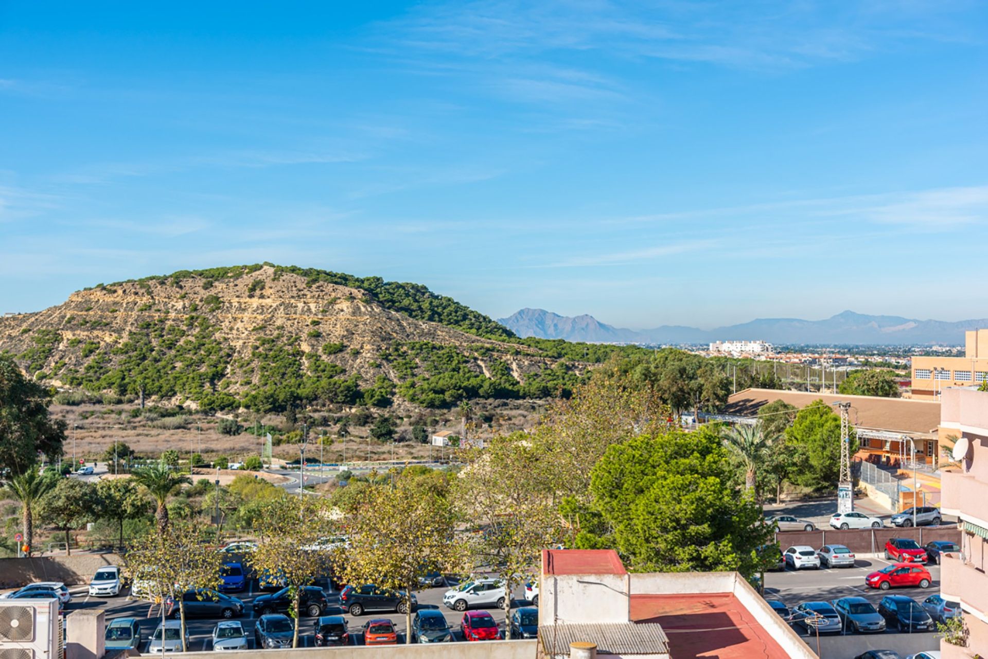 Condominium in Guardamar del Segura, Comunidad Valenciana 12706076