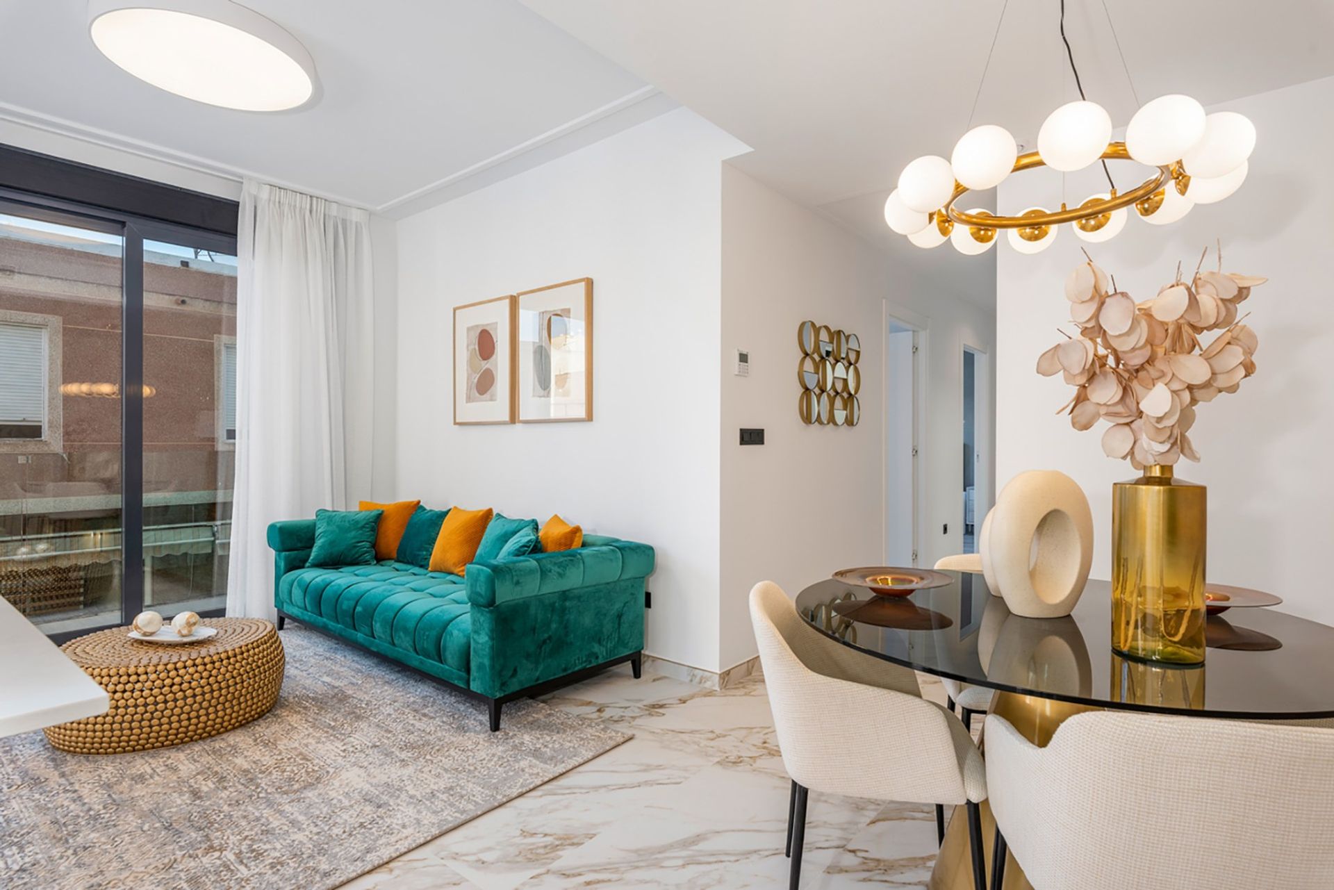 Condominium in Guardamar del Segura, Comunidad Valenciana 12706076