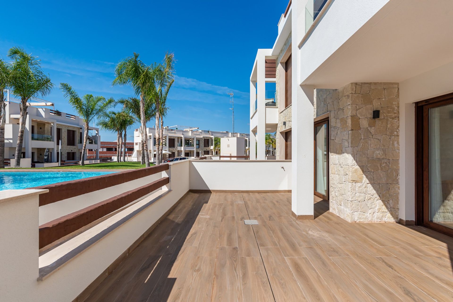 Condominium in Torrevieja, Comunidad Valenciana 12706312