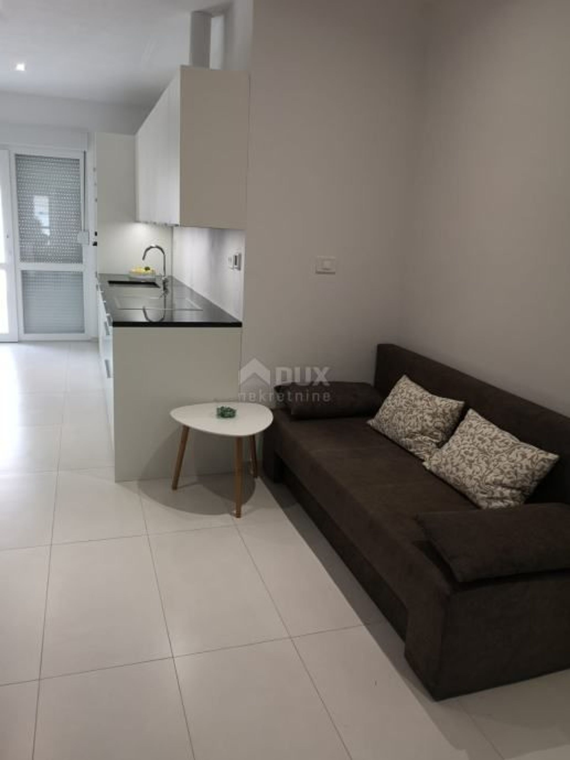 Hus i Privlaka, Zadar County, Zadar County 12706647