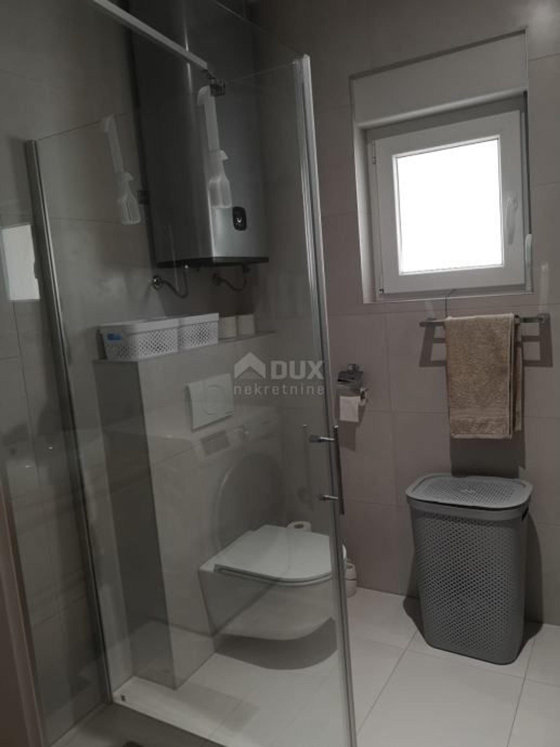 Hus i Privlaka, Zadar County, Zadar County 12706647