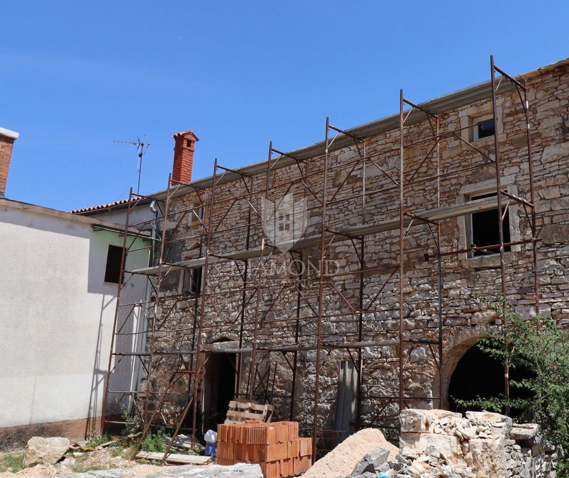 Casa nel Buje, Istria County 12707354