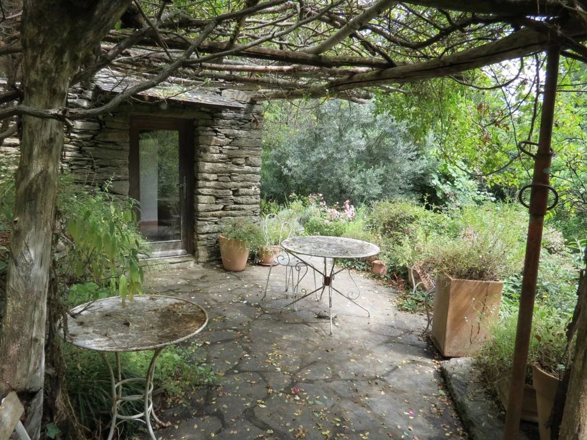 Casa nel Saint-Germain-de-Calberte, Occitanie 12708026