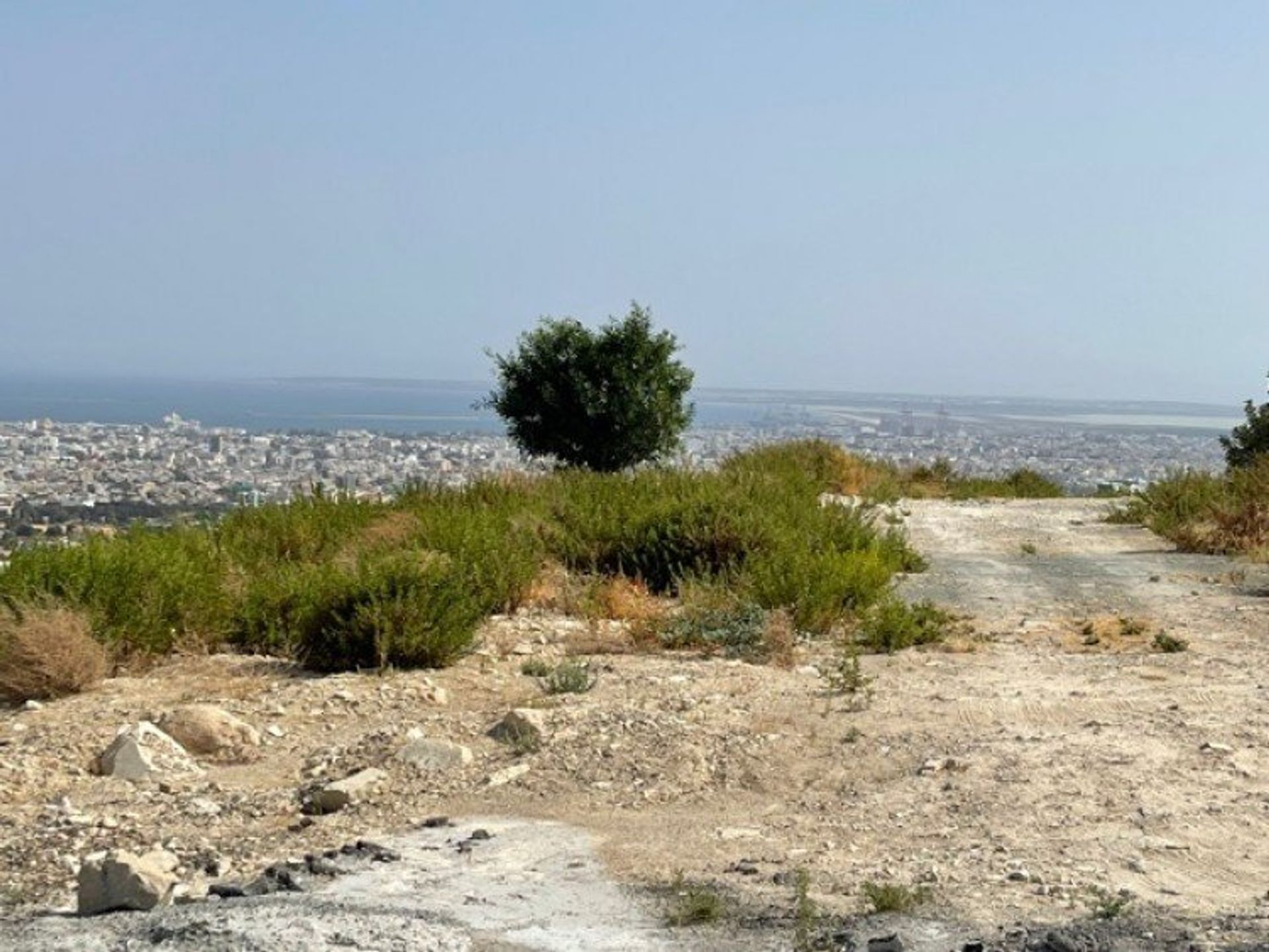 Terre dans Kato Polemidia, Limassol 12708478