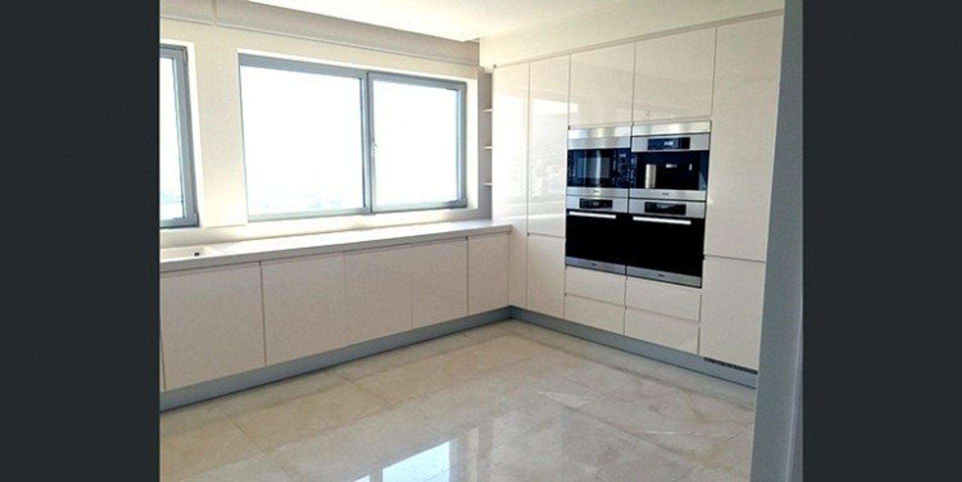 Condominium dans Limassol, Limassol 12708663