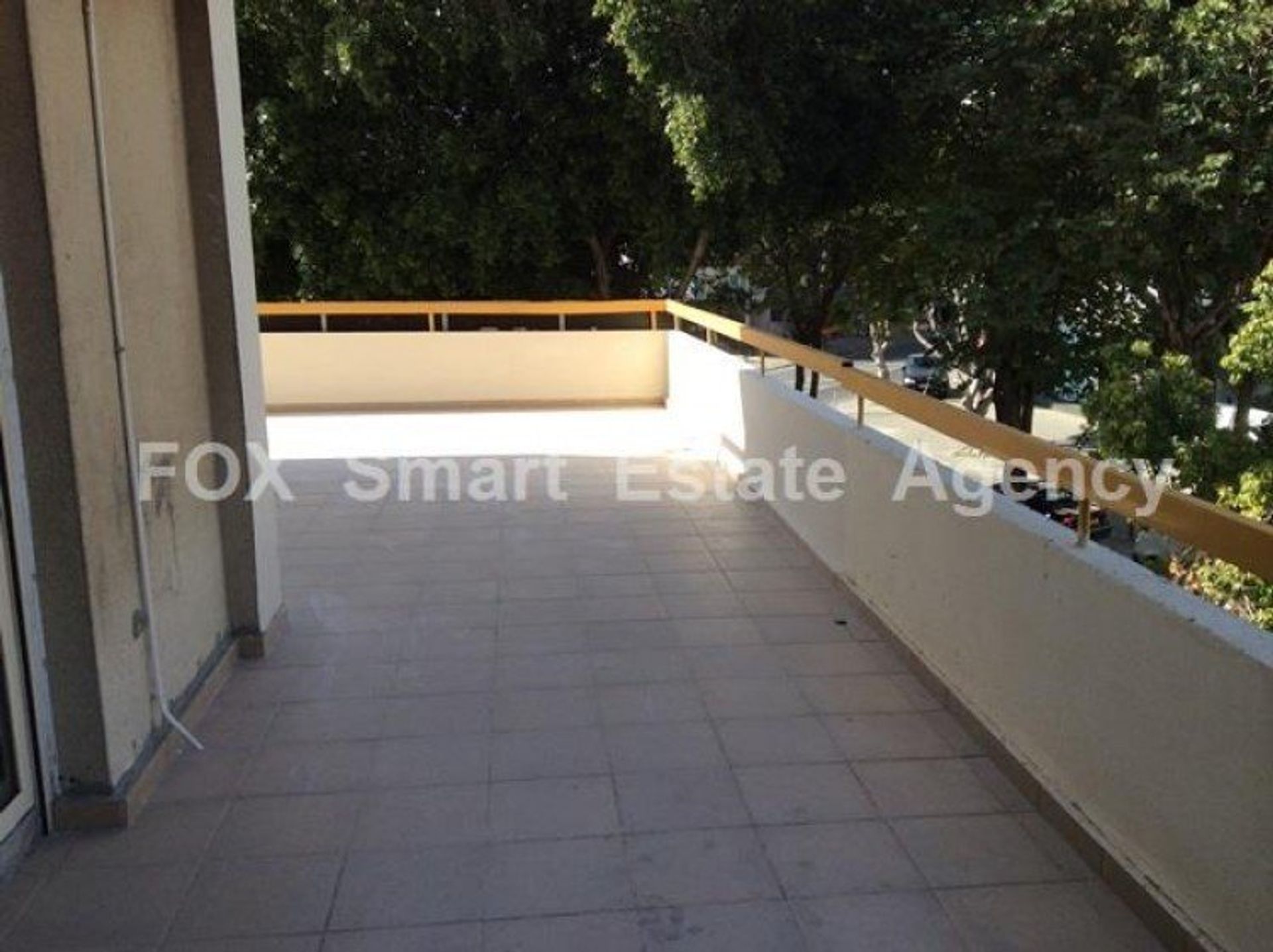 Jälleenmyynti sisään Limassol, Limassol 12708686