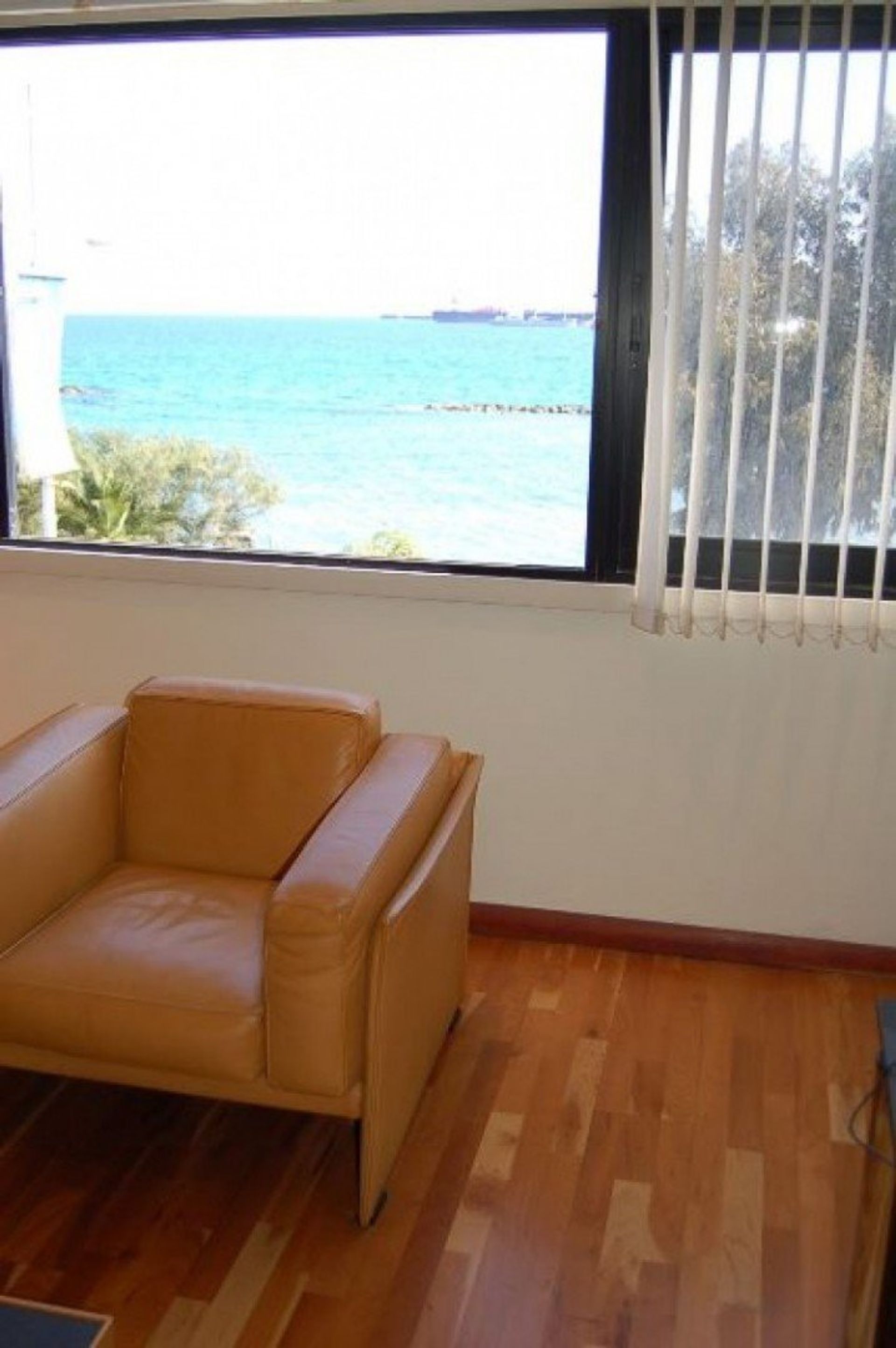 Toimisto sisään Limassol, Limassol 12708693