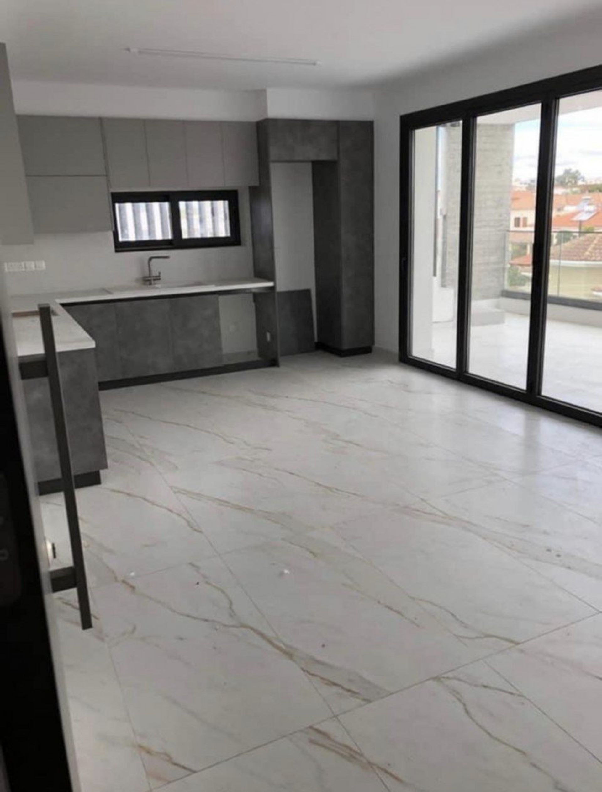 Condominium in Ypsonas, Limassol 12708717