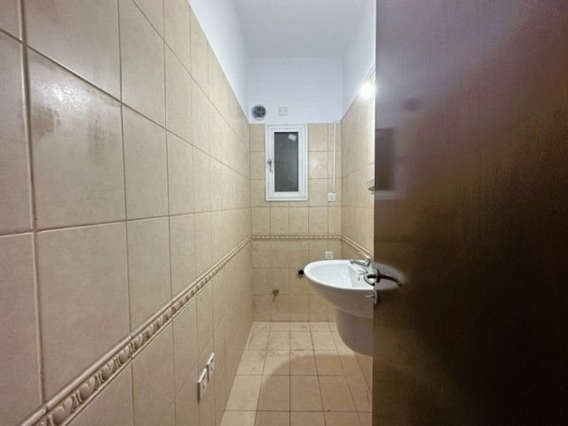 Osakehuoneisto sisään Limassol, Limassol 12708994