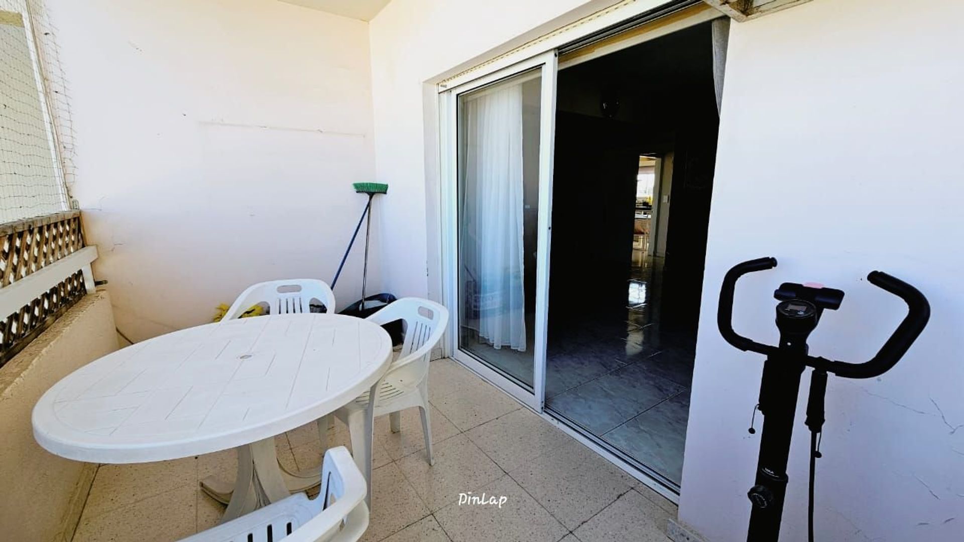 Condominium in Mesa Geitonia, Limassol 12709154