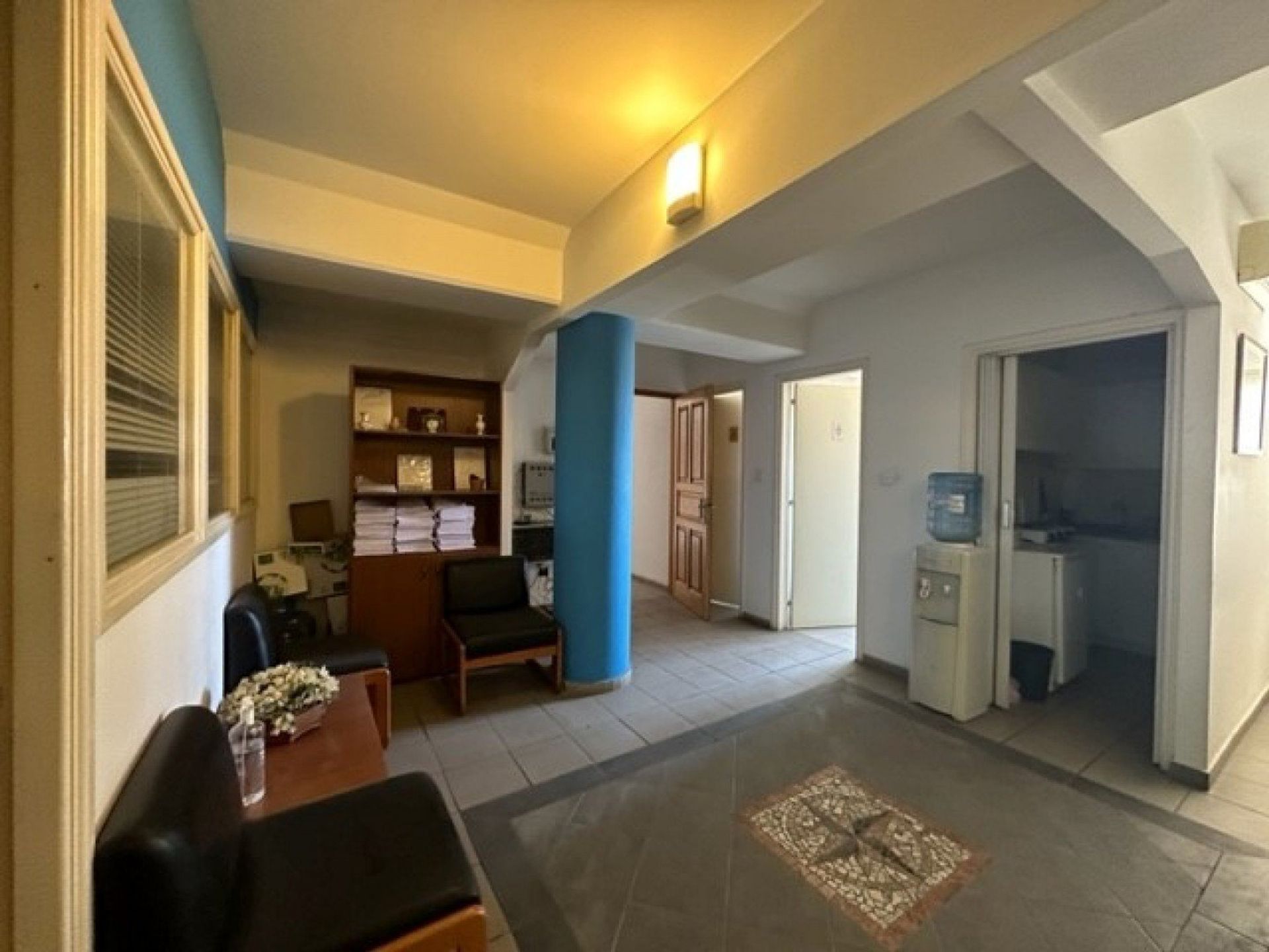 Kantor di Limassol, Limassol 12709623