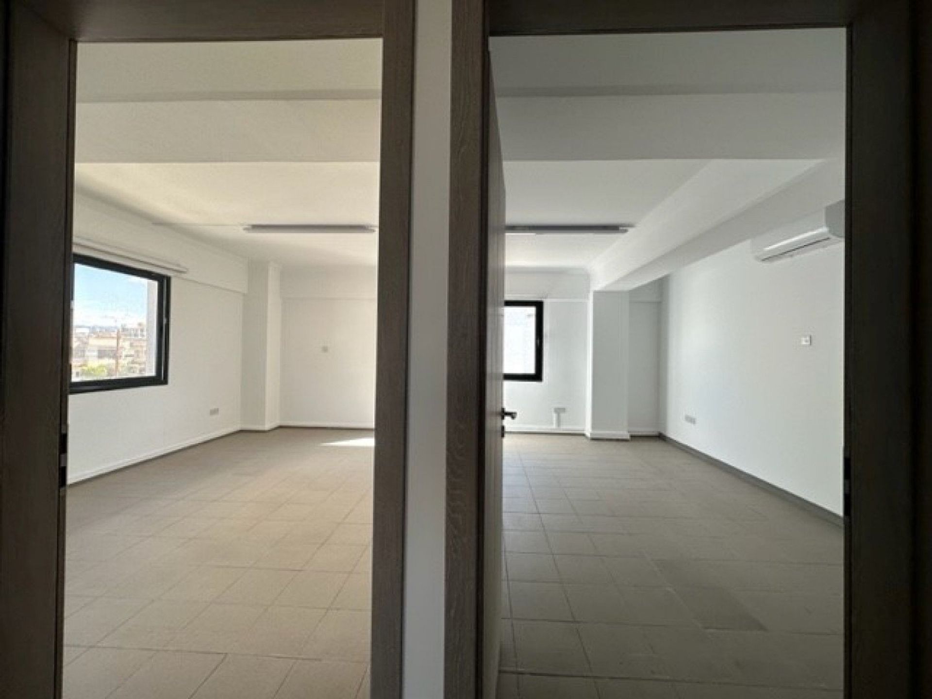 Kantor di Limassol, Limassol 12709623