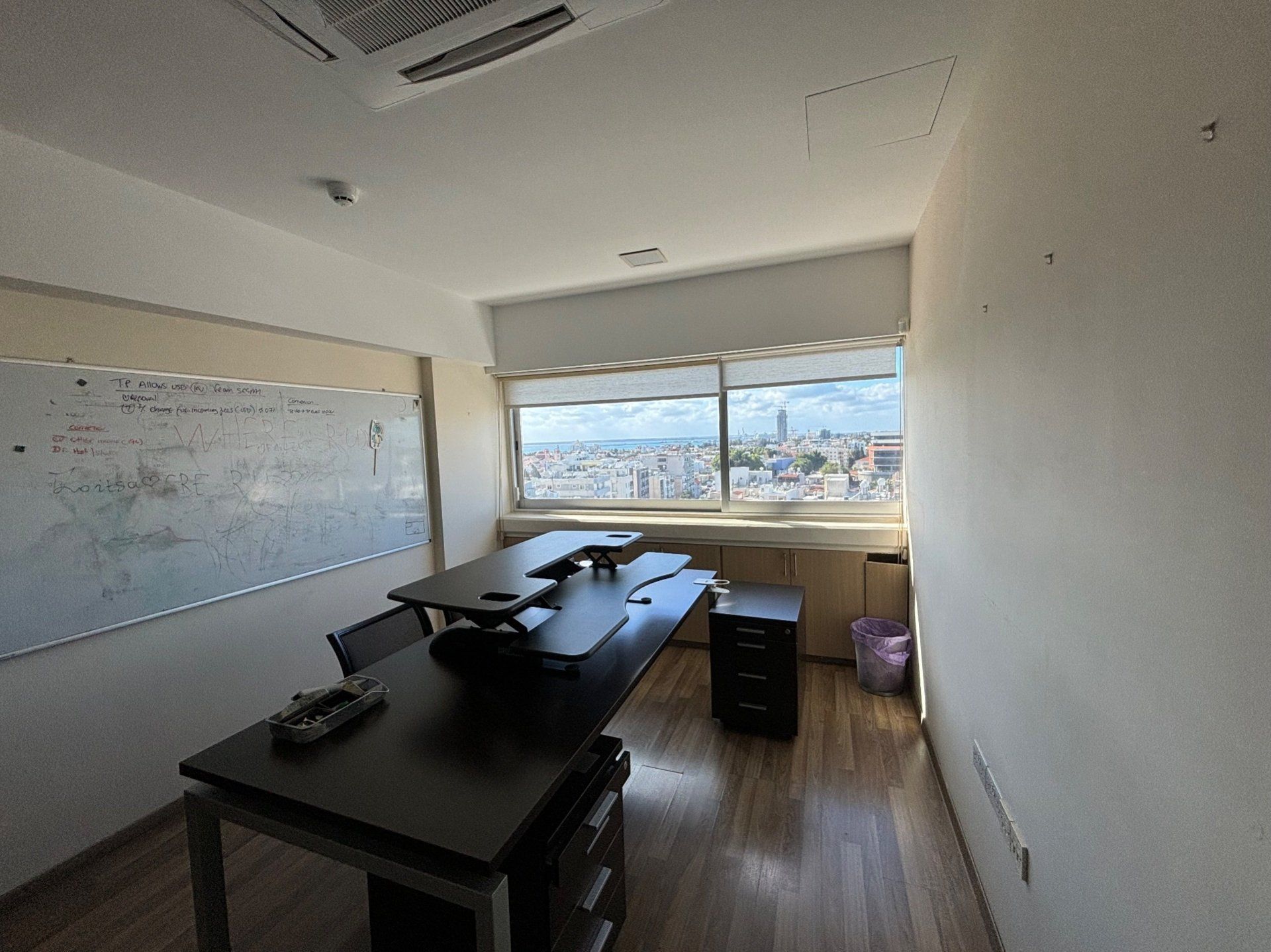 Kantor di Limassol, Limassol 12709771