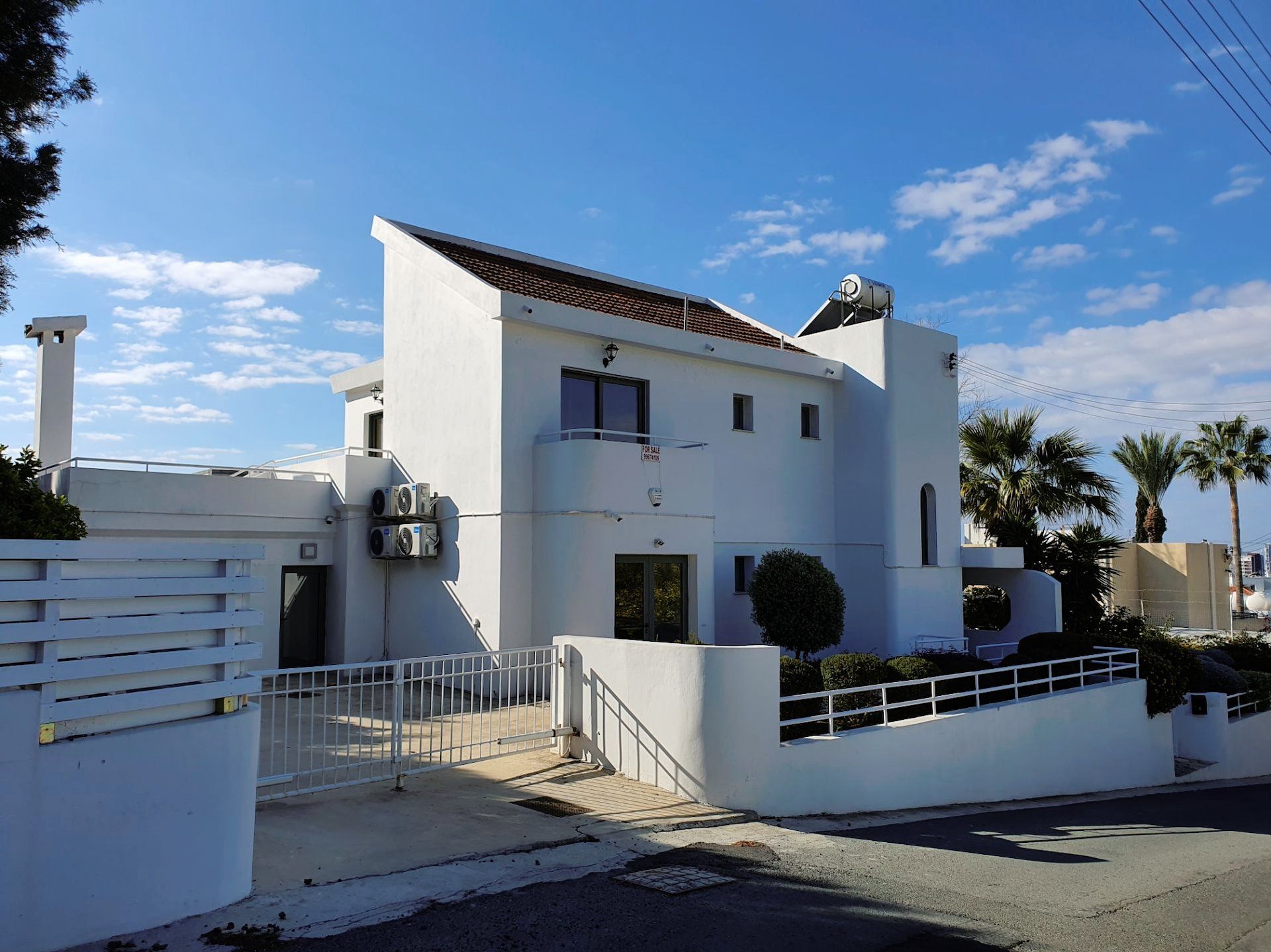 casa no Ágios Tychon, Larnaca 12709831