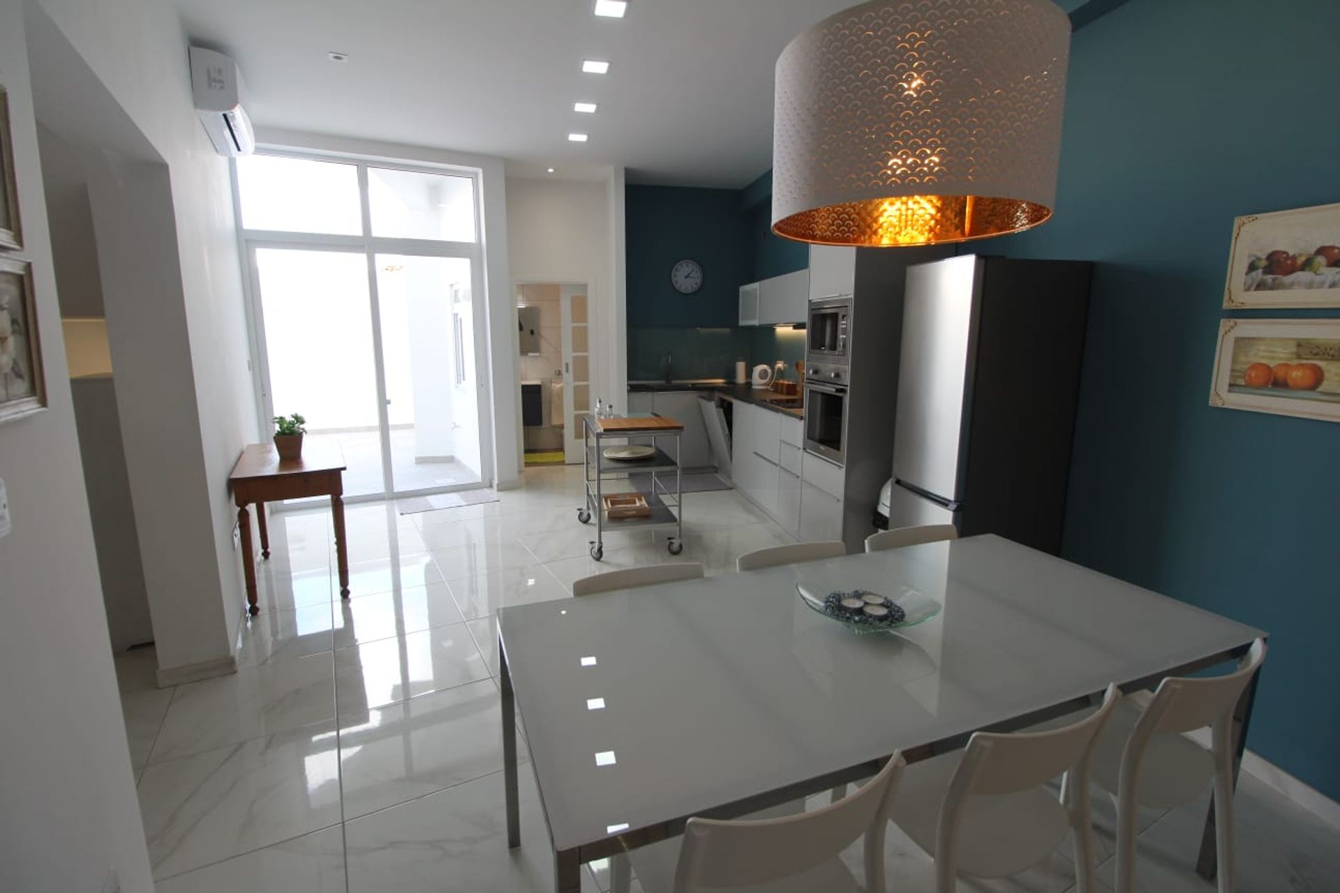 Condominio en Lija,  12709951