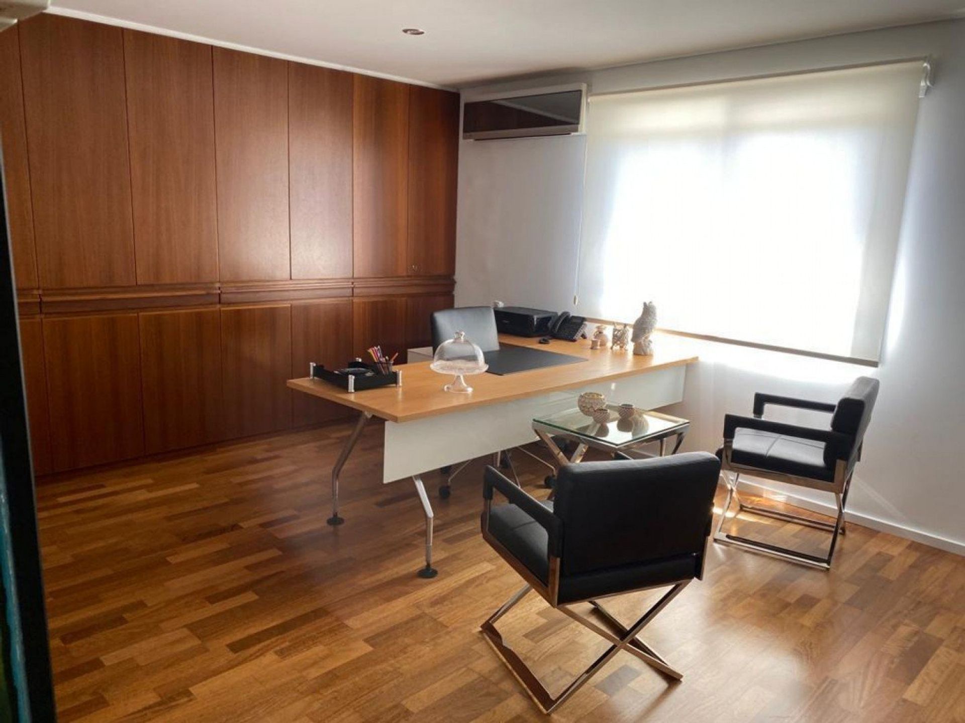 Kantor di Limassol, Limassol 12710348