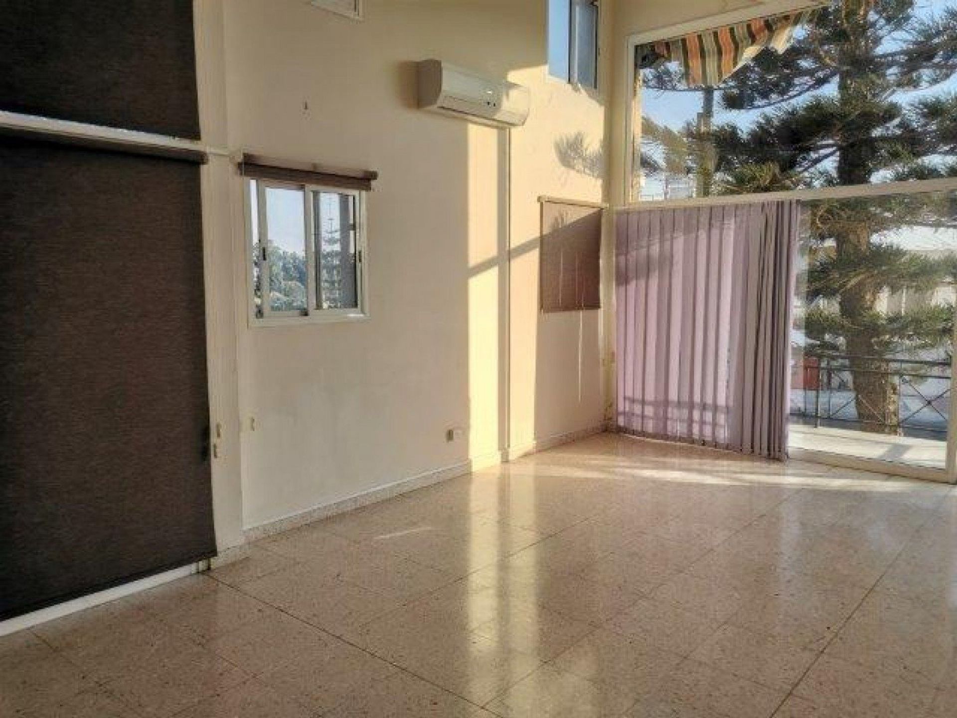 Office in Trachoni, Lemesos 12710356