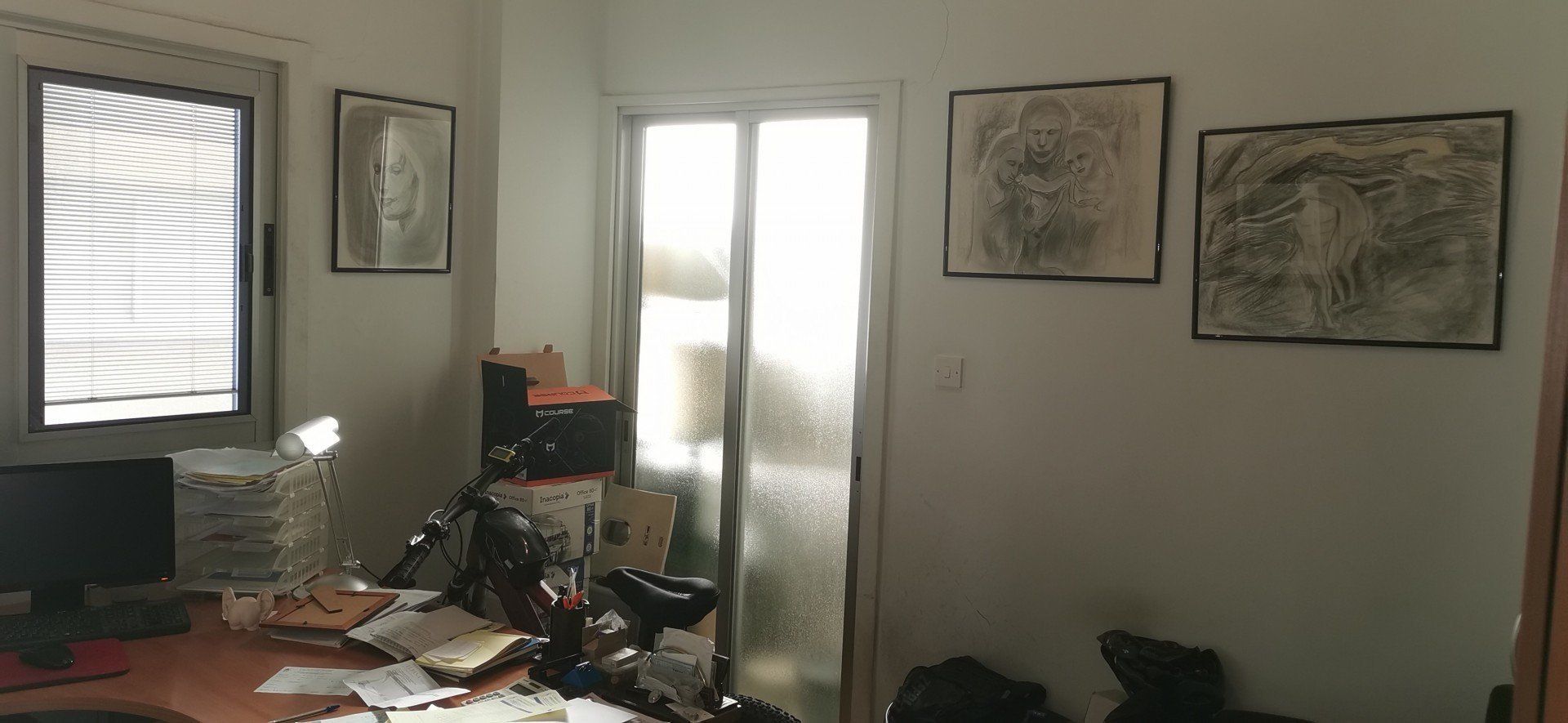 Kantor di Limassol, Limassol 12710499