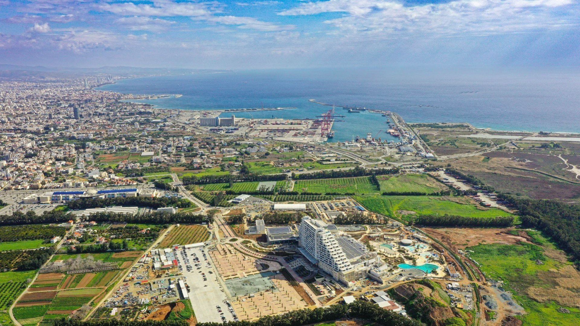 辦公室 在 Limassol, Limassol 12710696