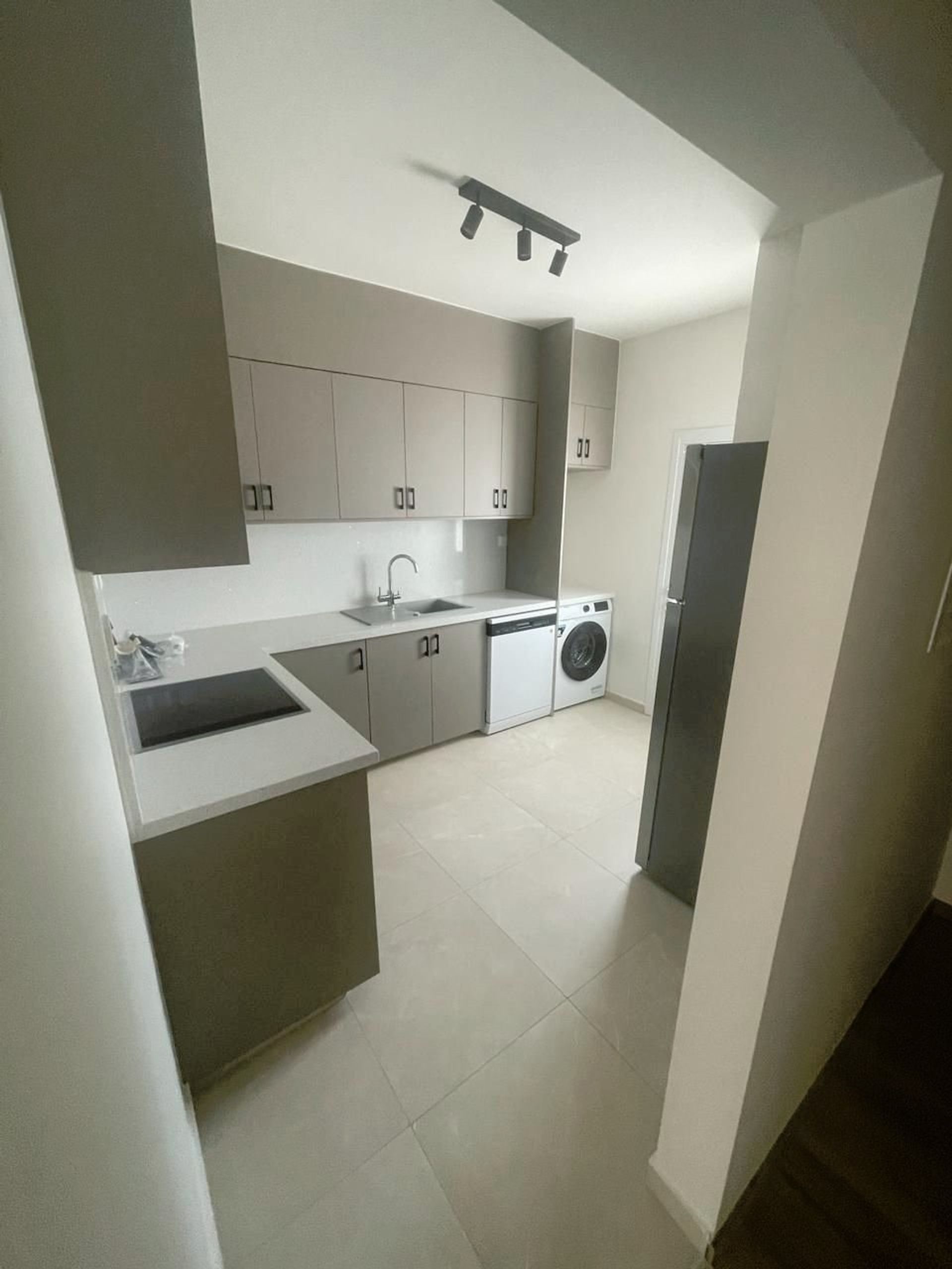 Condominium in Limassol, Limassol 12710809