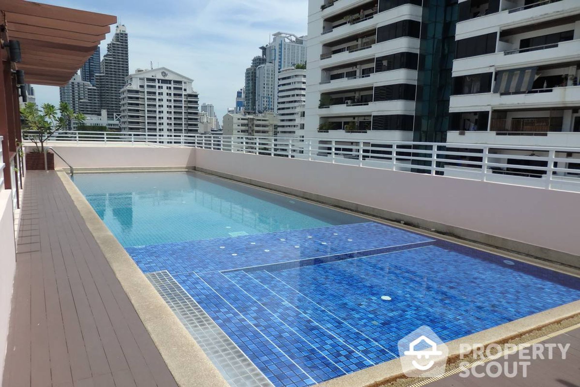 Condominium dans Watthana, Krung Thep Maha Nakhon 12712493