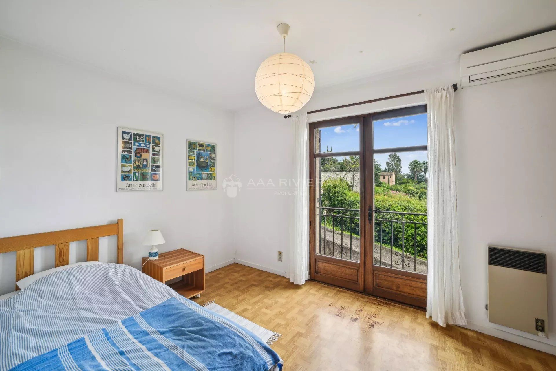 Haus im Saint-Paul-de-Vence, Alpes-Maritimes 12712630