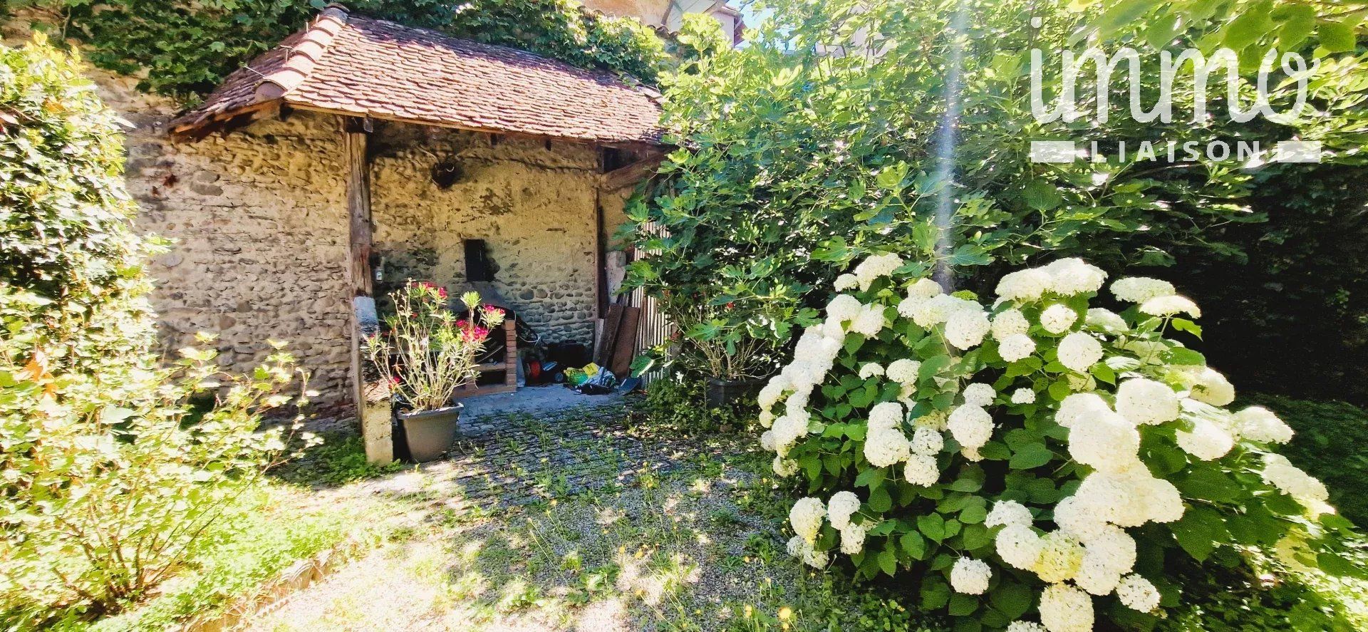 rumah dalam La Tour-du-Pin, Auvergne-Rhone-Alpes 12712806