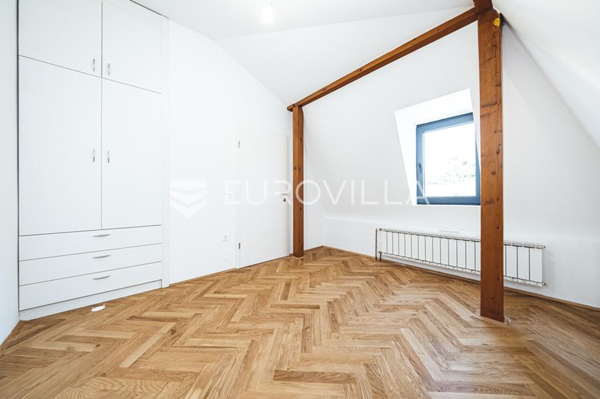 Condominio en Bijenik, Zagreb, Graduado 12712865