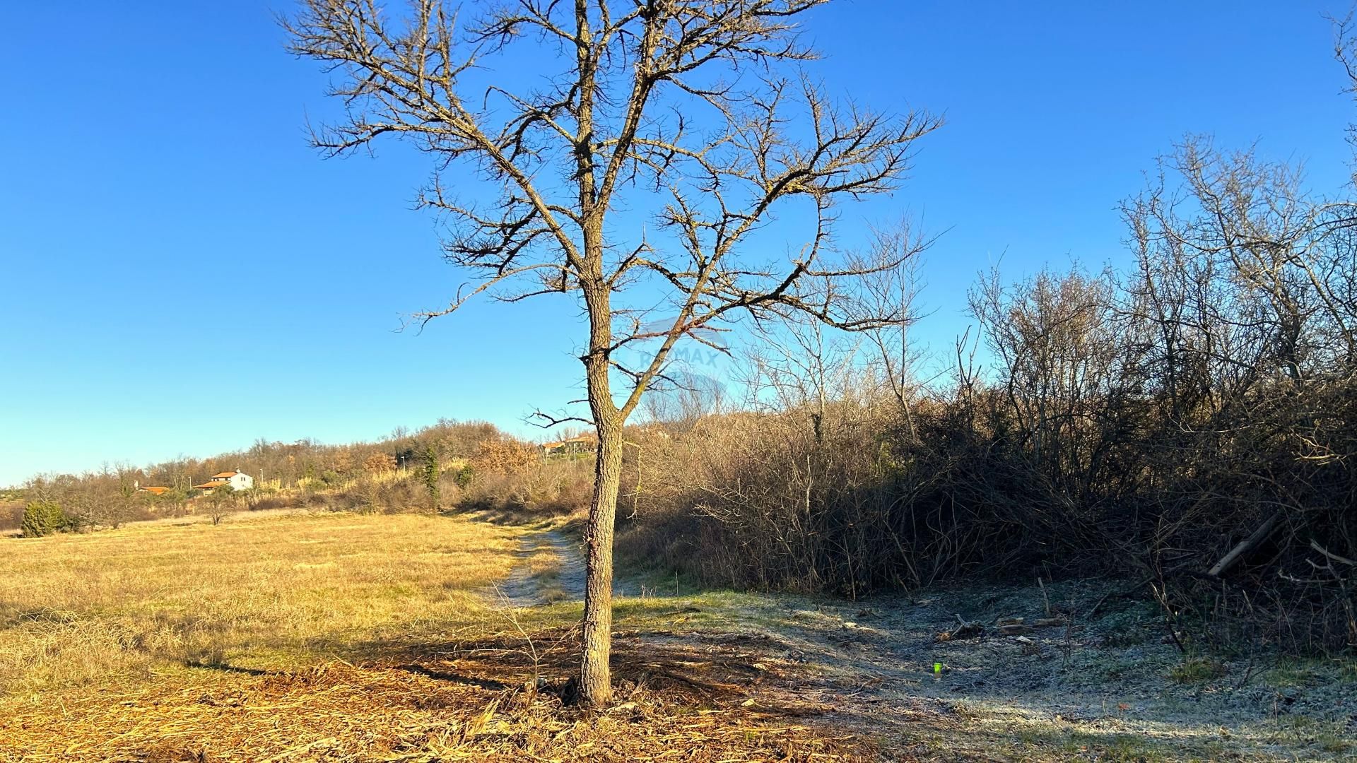 Land i Materada, Istarska županija 12713533