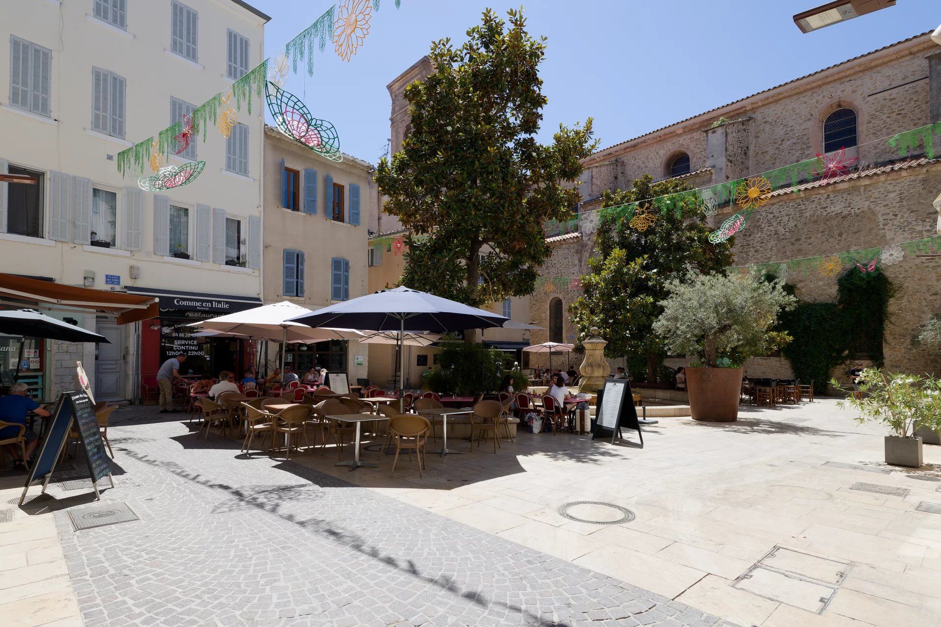 Кондоминиум в La Ciotat, Bouches-du-Rhône 12713555