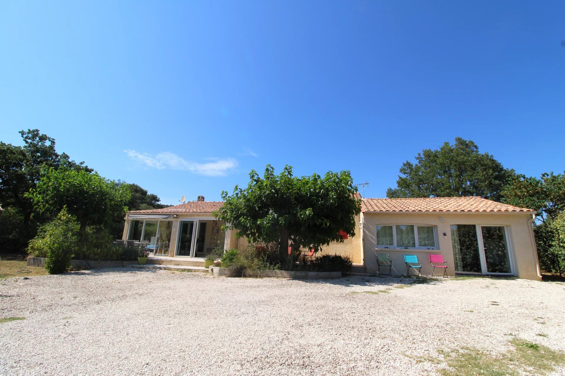 Hus i Gareoult, Provence-Alpes-Cote d'Azur 12713583