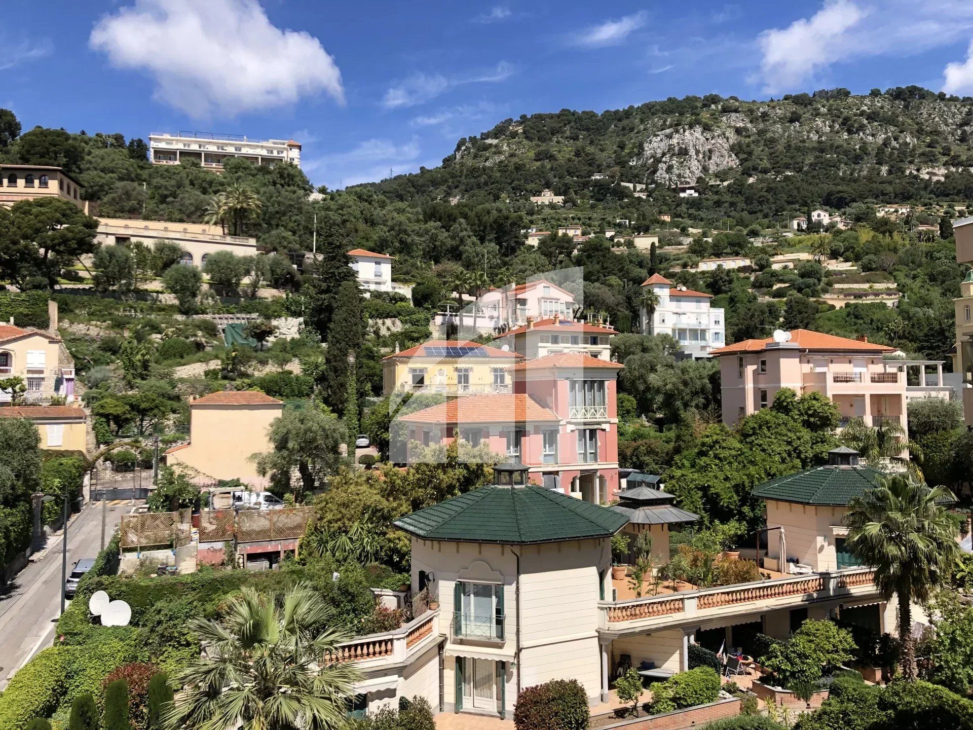 Osakehuoneisto sisään Beaulieu-sur-Mer, Alpes-Maritimes 12713619