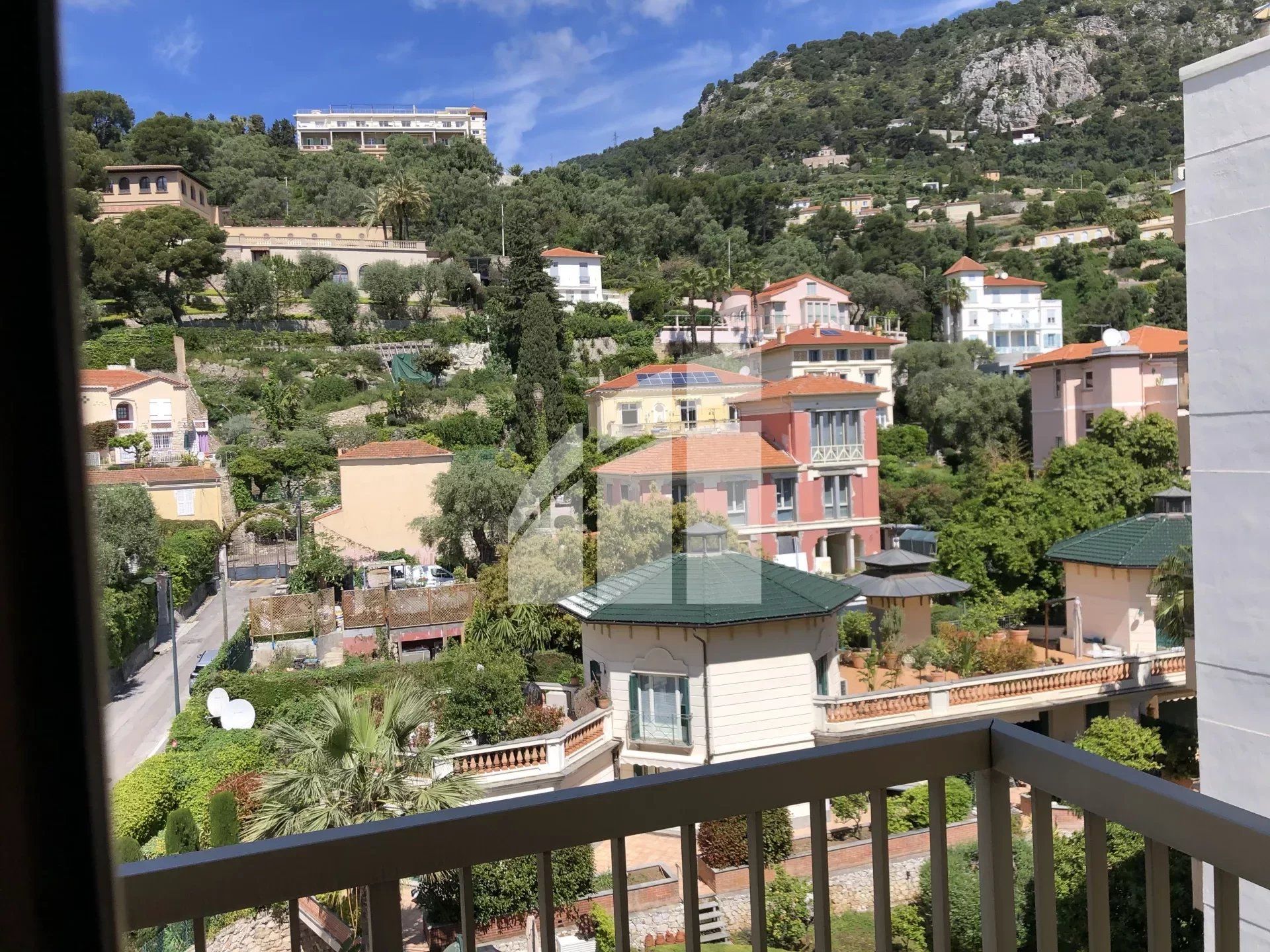 Osakehuoneisto sisään Beaulieu-sur-Mer, Alpes-Maritimes 12713619