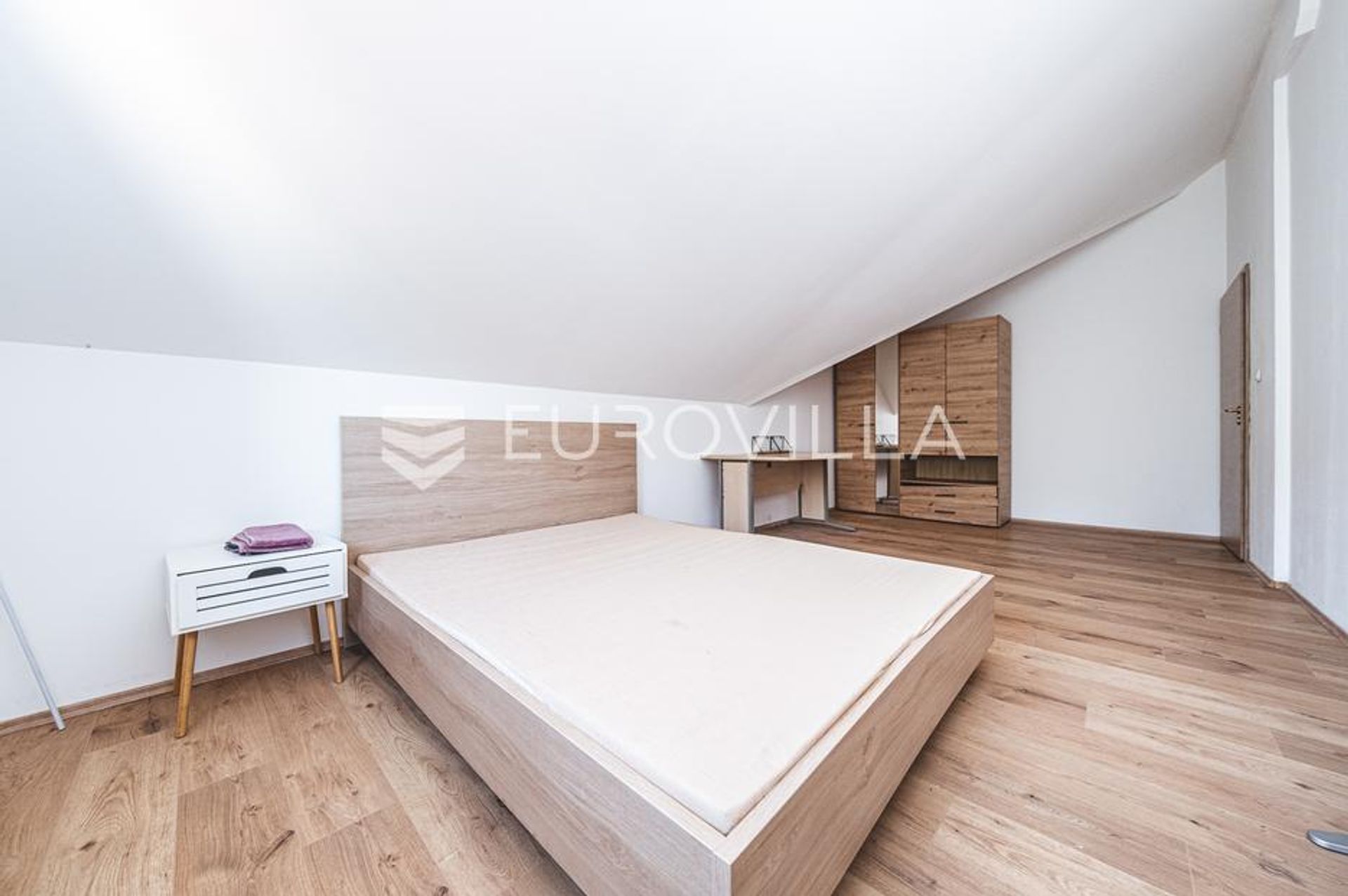 Condominio en Zagreb,  12716283