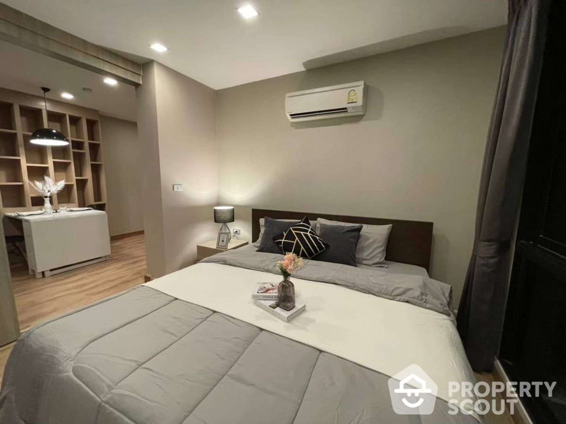 Condominium in Watthana, Krung Thep Maha Nakhon 12716808