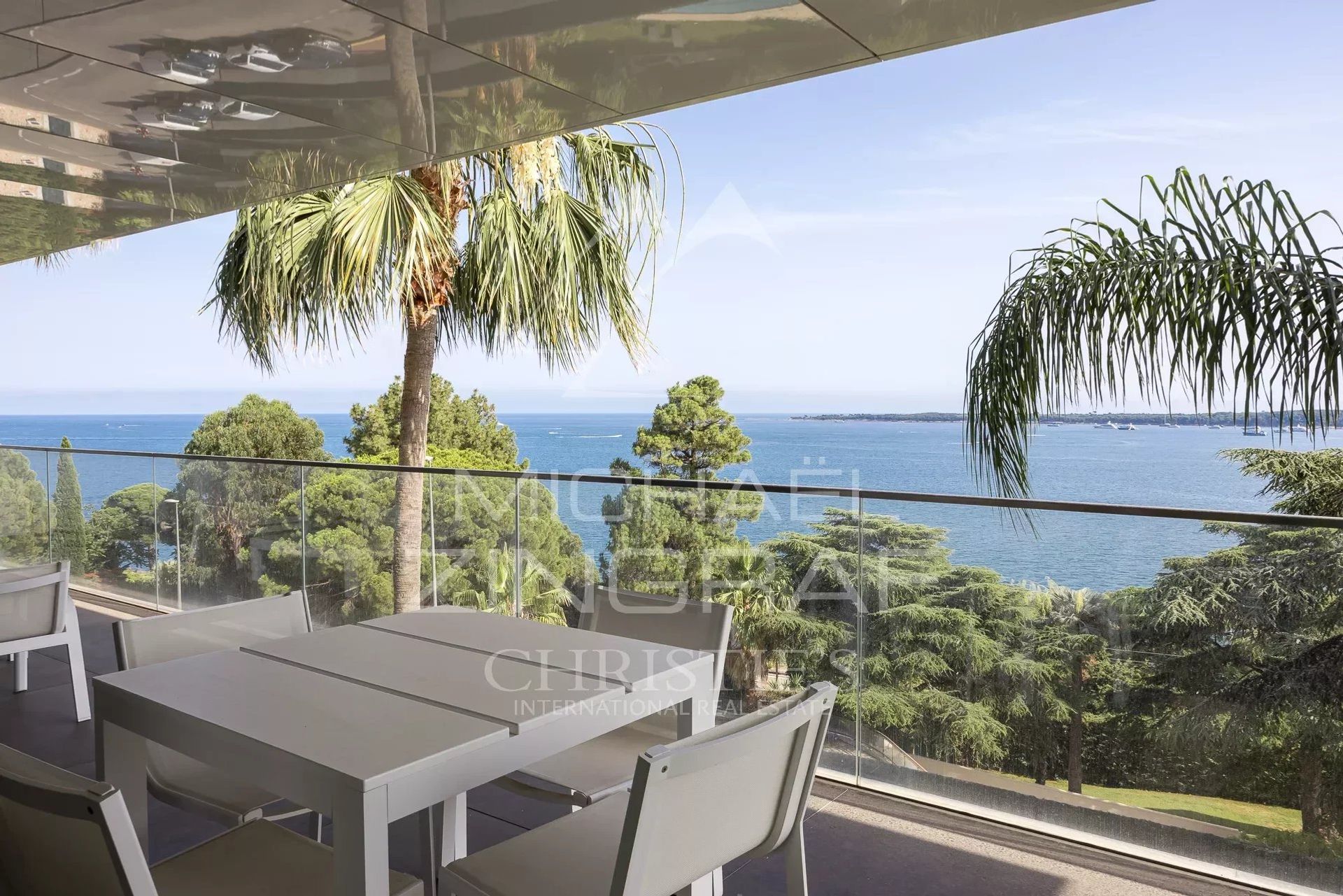 Condominium in Cannes, Alpes-Maritimes 12716969