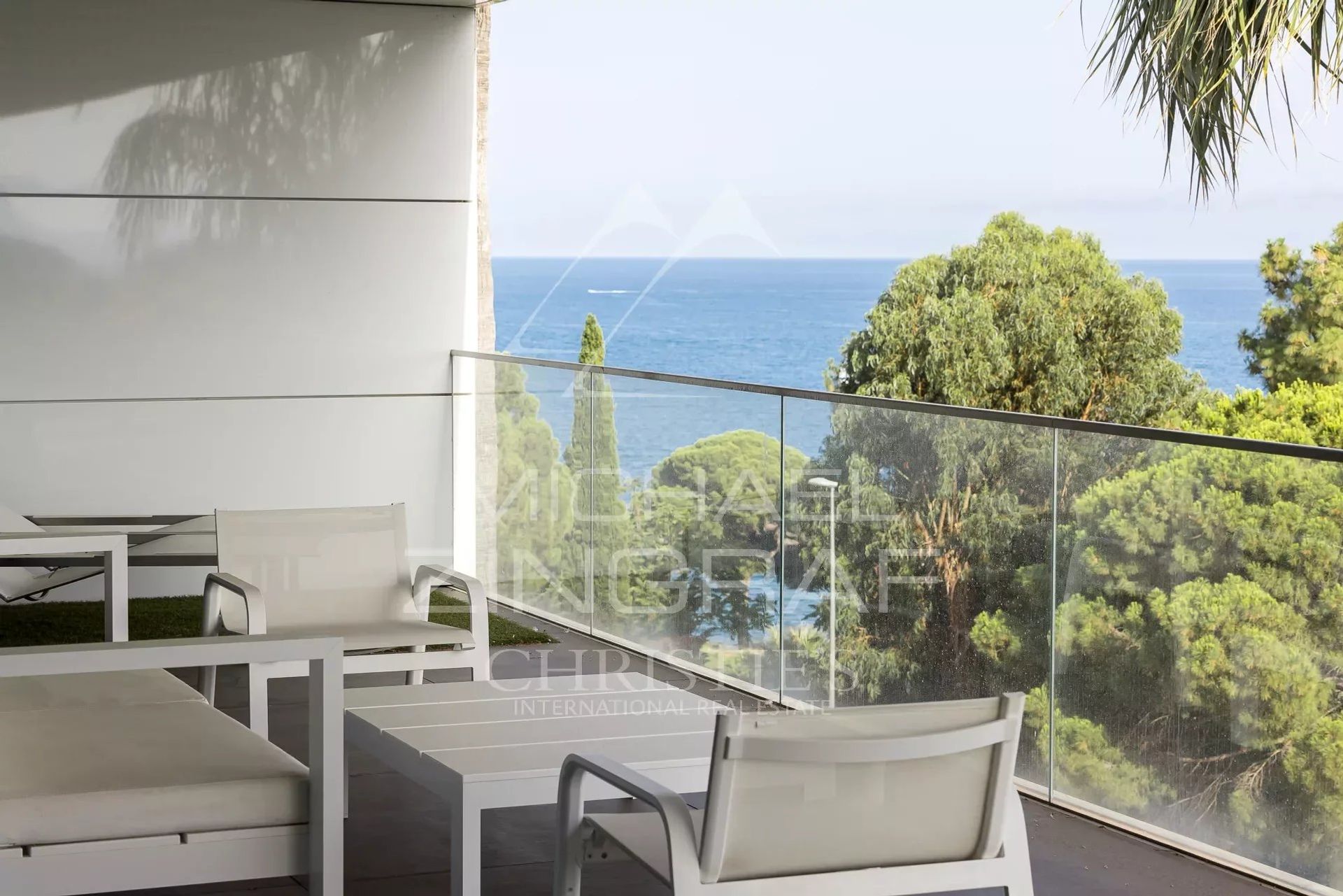 Condominium in Cannes, Alpes-Maritimes 12716969