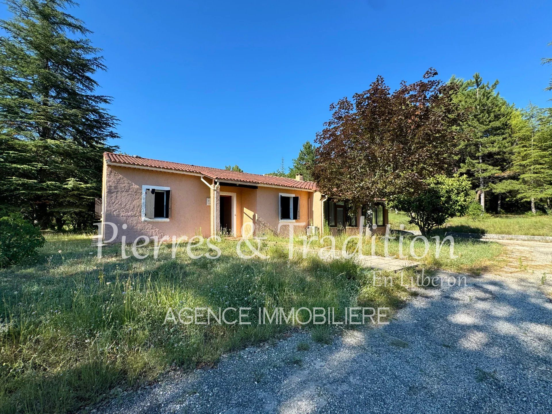 Hus i Saignon, Provence-Alpes-Cote d'Azur 12716974