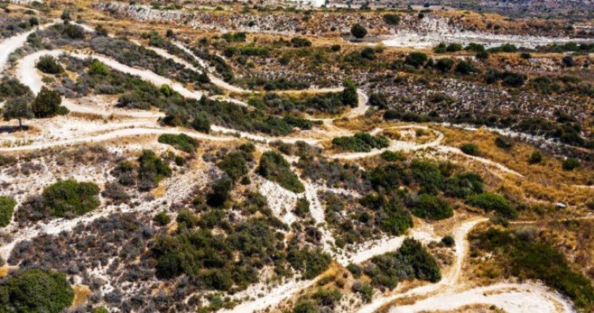 Tierra en Agia Marinouda, Pafos 12721060