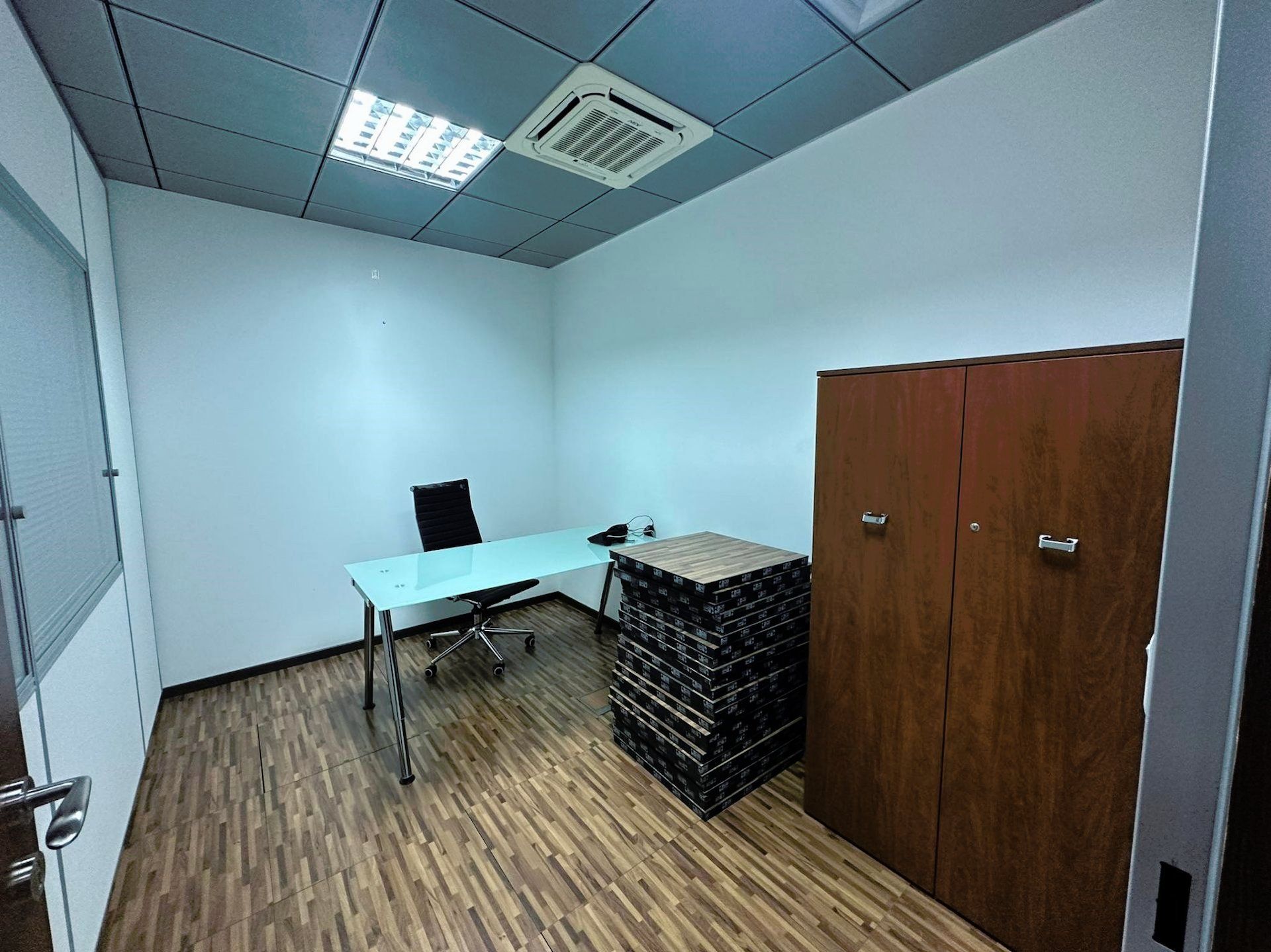 Office in Paphos, Paphos 12721163