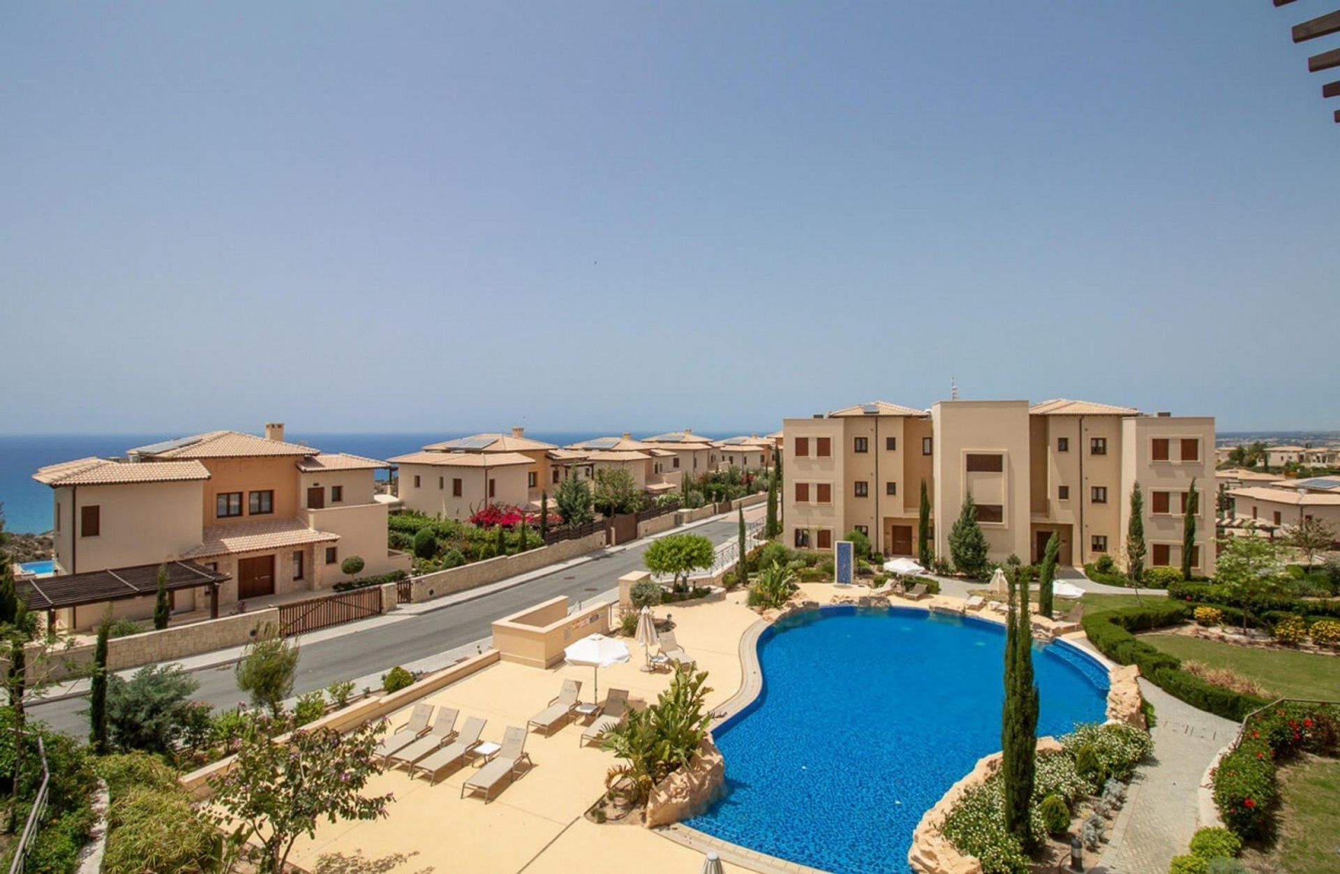 Condominio en Agia Marinouda, Pafos 12721823