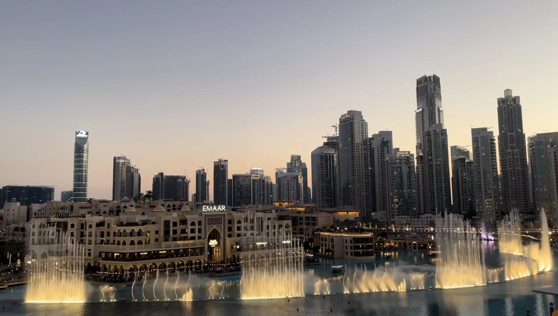 Кондоминиум в Downtown Dubai, Dubai 12724497