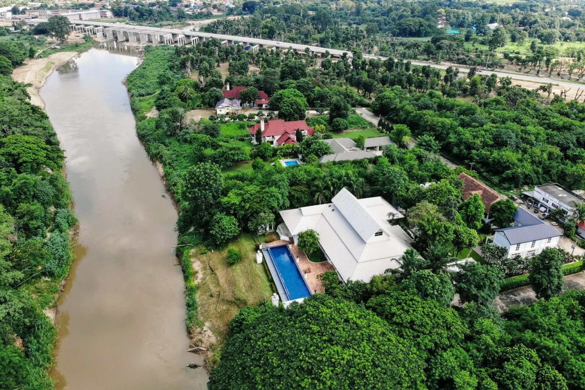 rumah dalam Ban Pa Tung, Chiang Mai 12724818