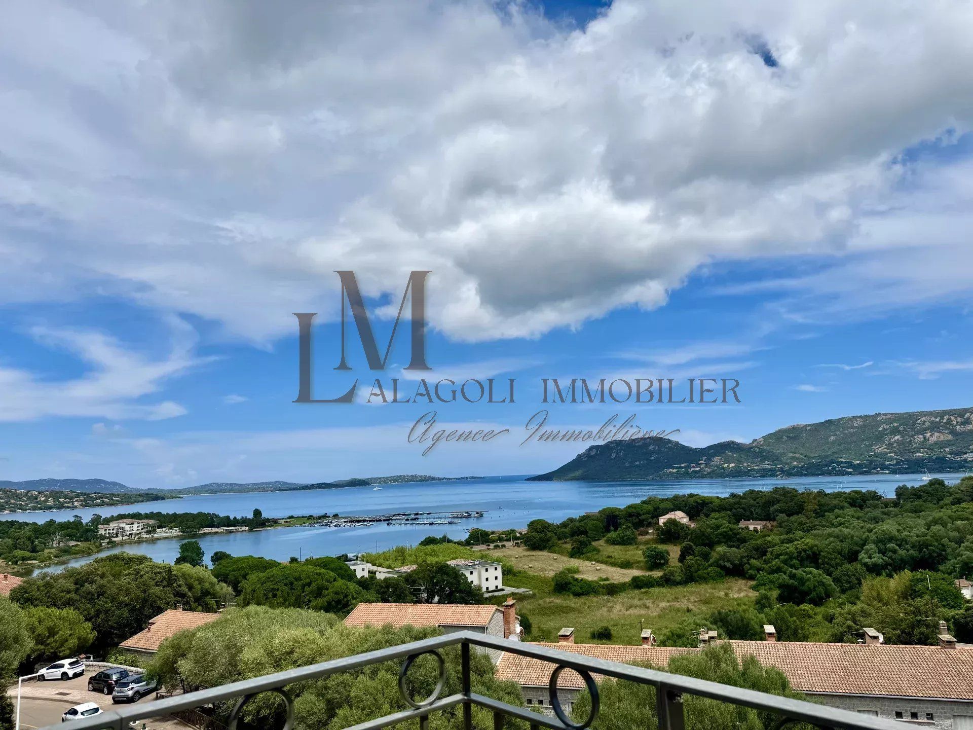 Condominium dans Porto-Vecchio, Corsica 12728013