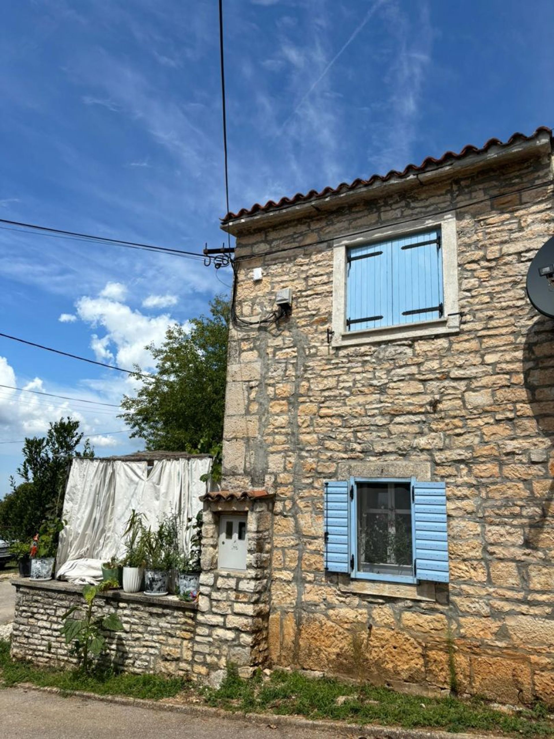 casa en Kanfanar, Istria County 12729140