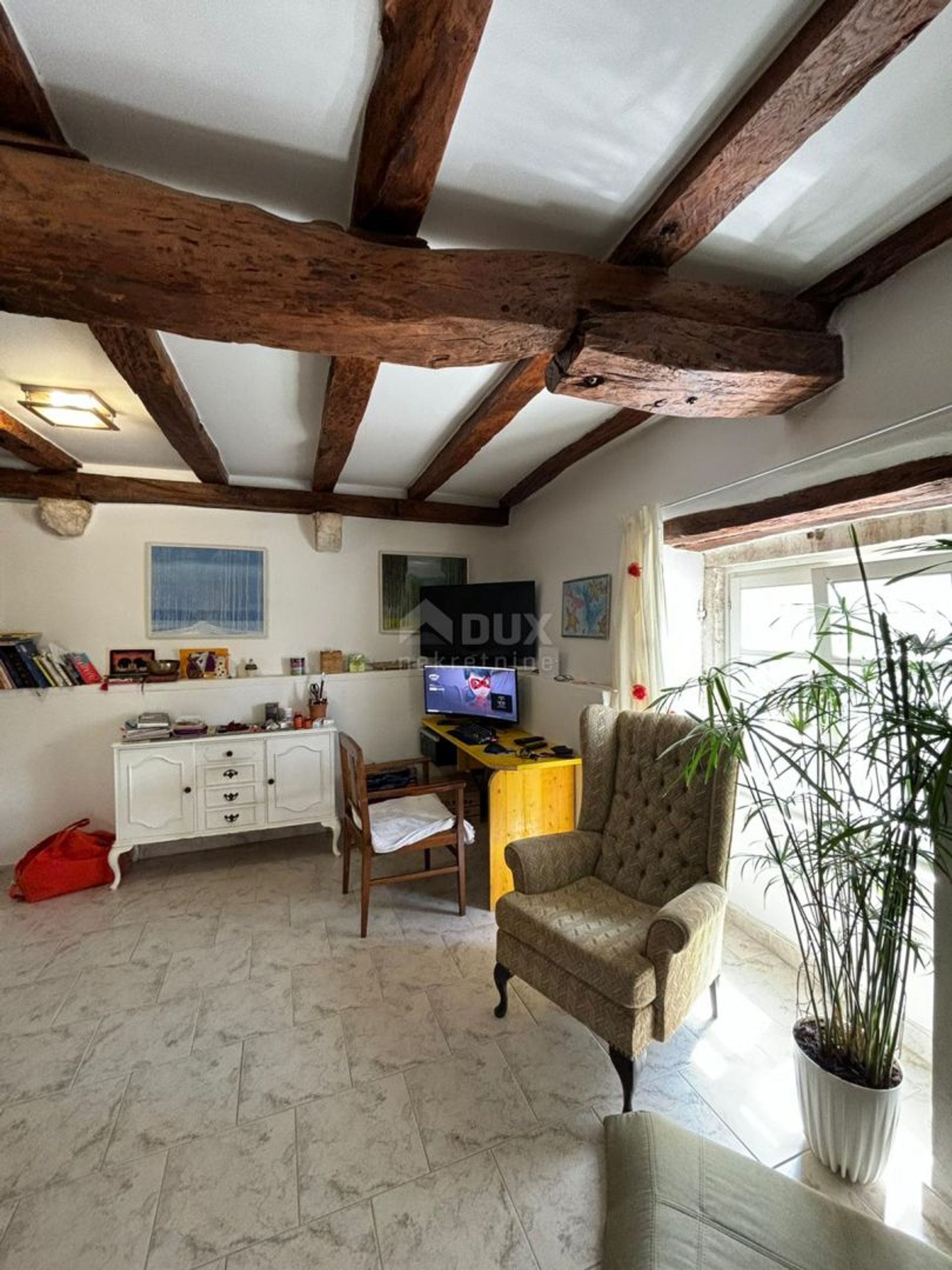 casa en Kanfanar, Istria County 12729140