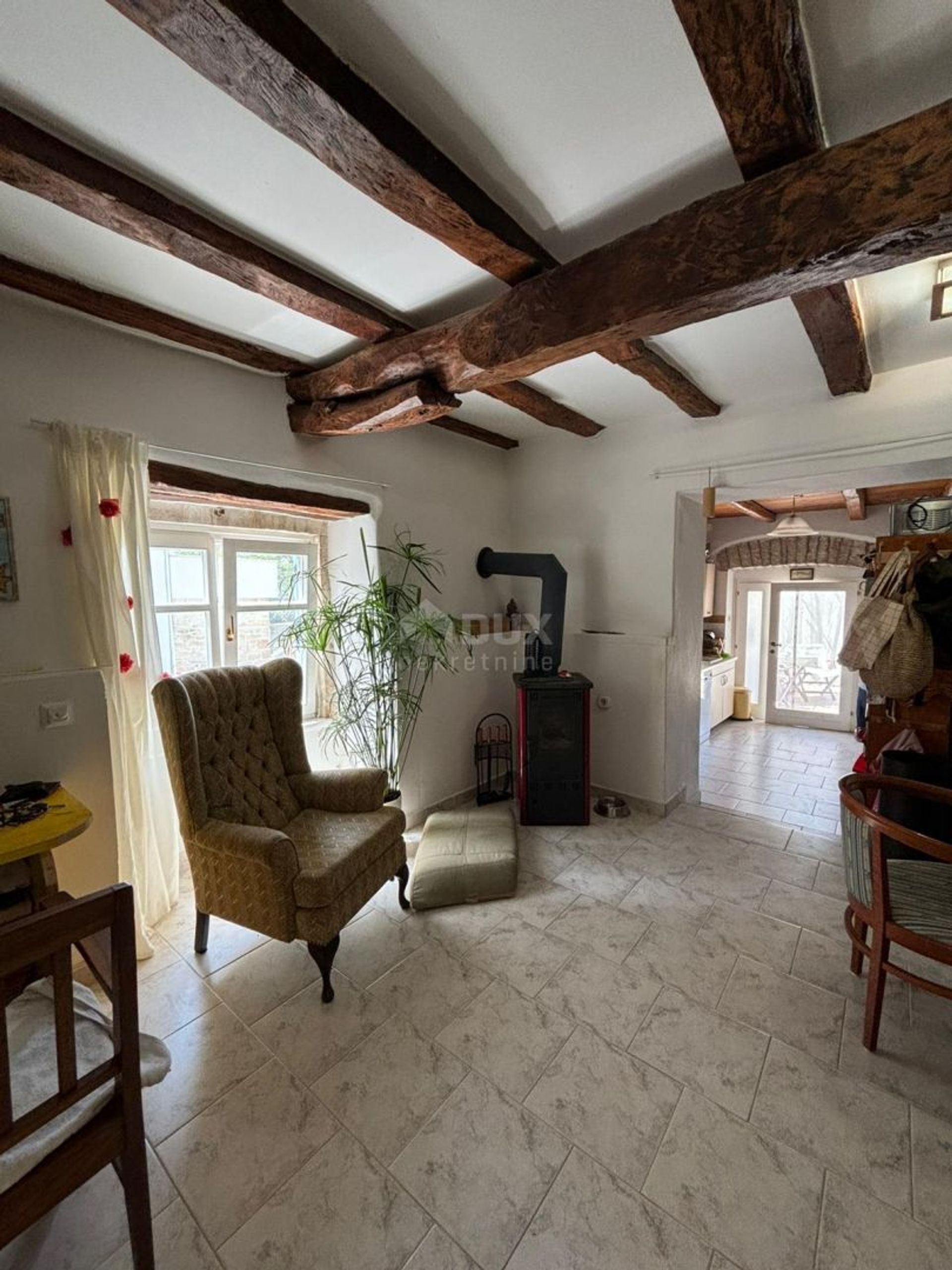 casa en Kanfanar, Istria County 12729140